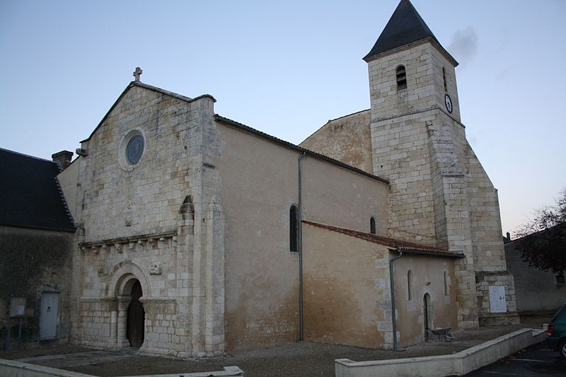 Photo de Église Saint-Hilaire de Saint-Hilaire-de-Villefranche