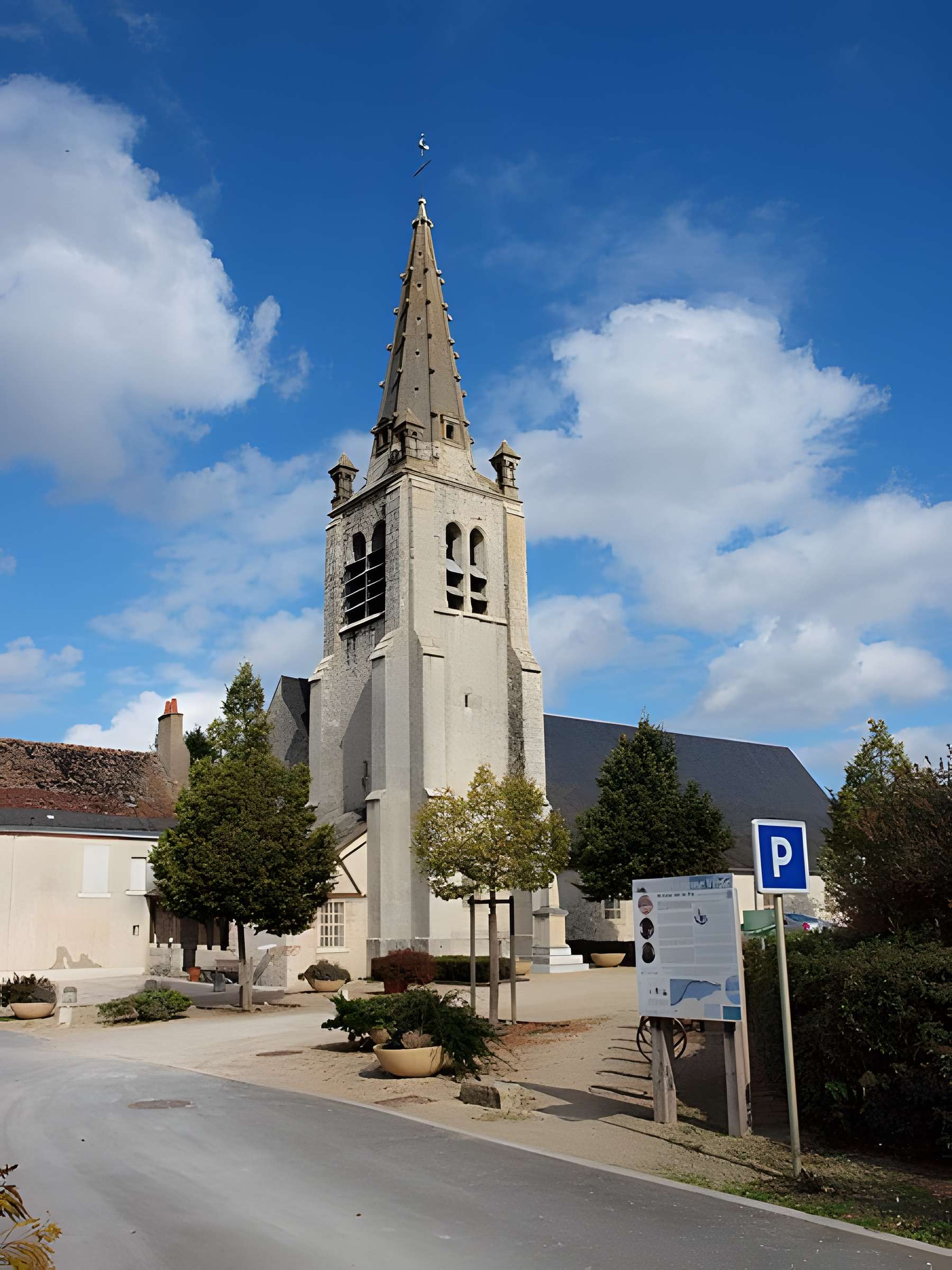 Église Saint-Hilaire de Saint-Hilaire-Saint-Mesmin