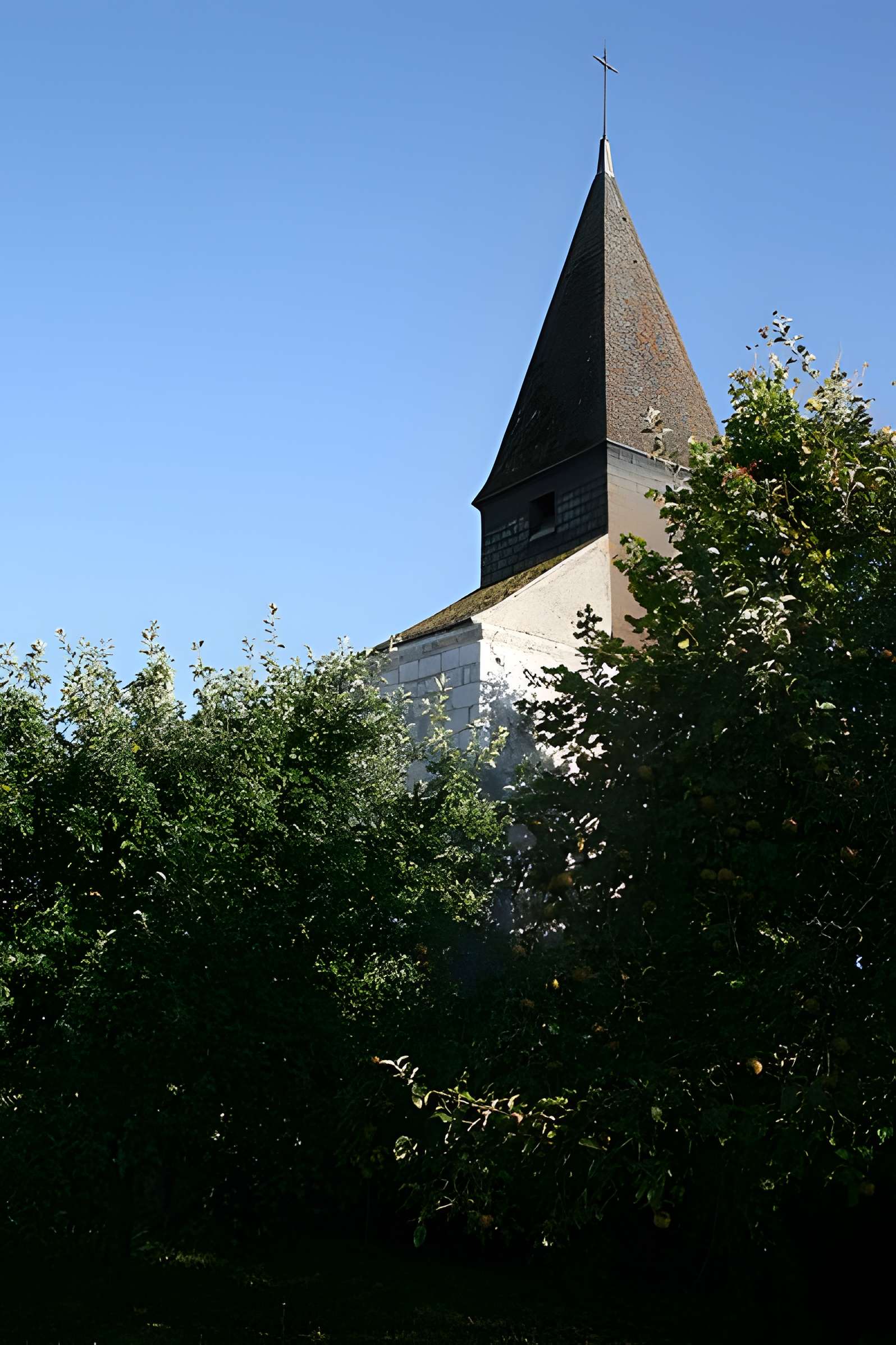 Église Saint-Hilaire de Salles-en-Toulon