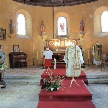 Église Saint-Hilaire-et-Saint-Eutrope de Villeperrot