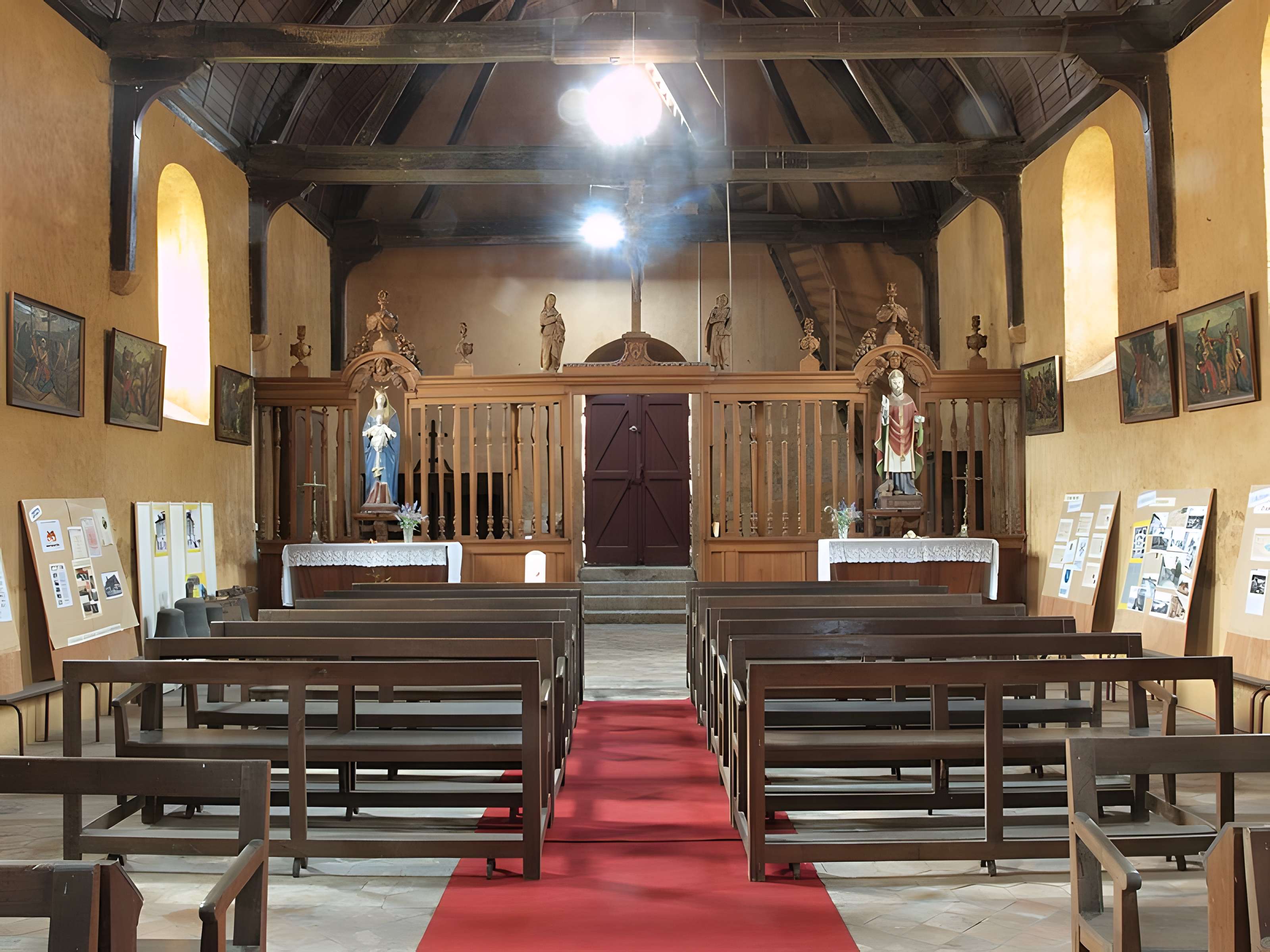 Église Saint-Hilaire-et-Saint-Eutrope de Villeperrot