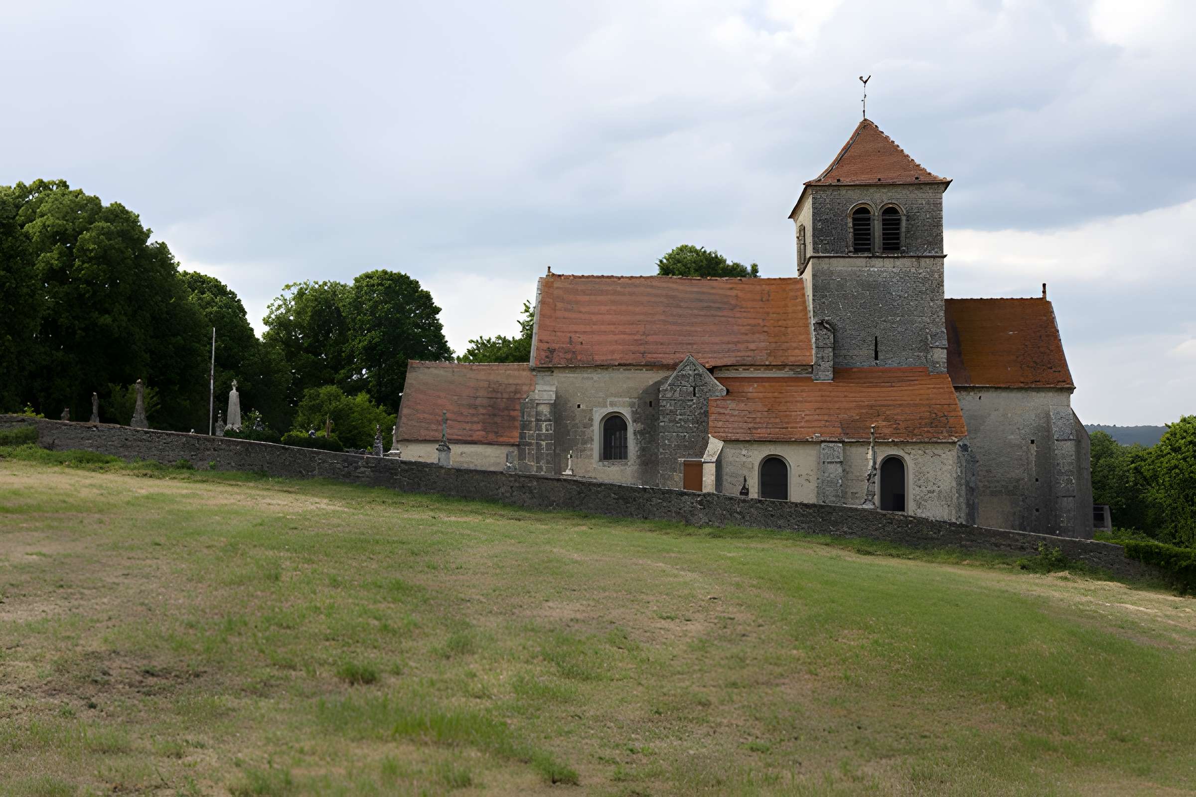Église Saint-Hippolyte de Bay-sur-Aube