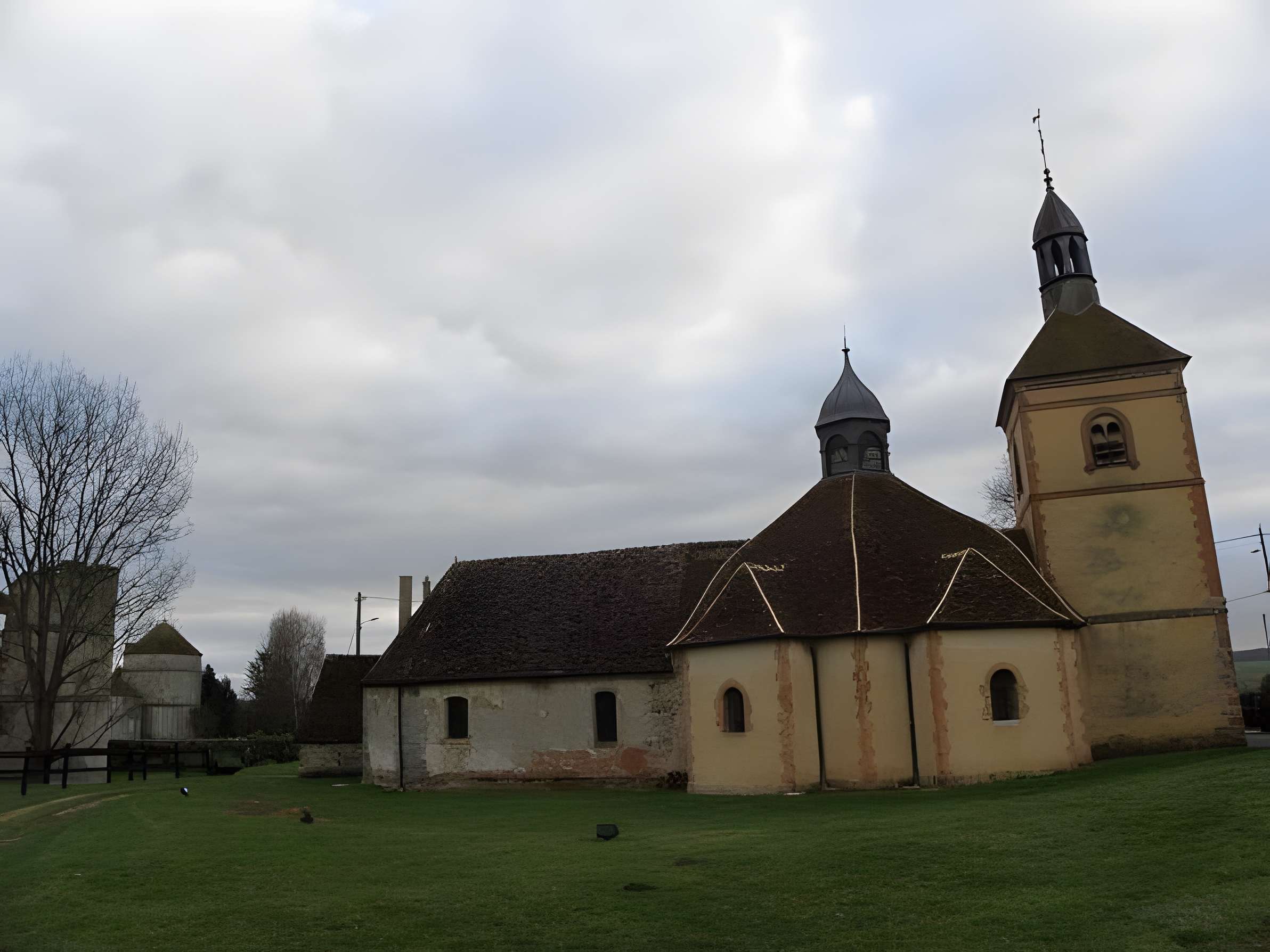 Église Saint-Hubert des Marêts