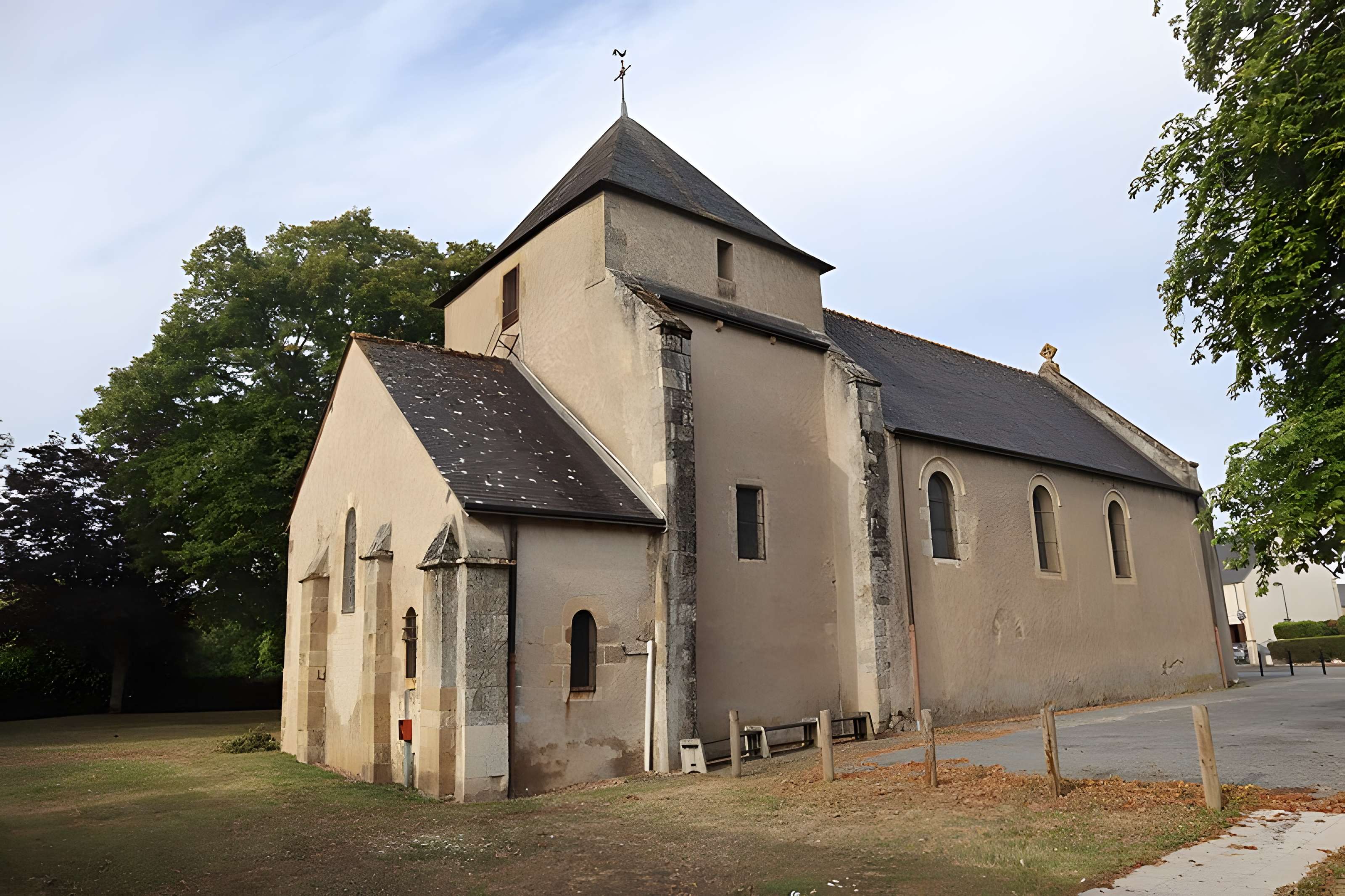 Église Saint-Hugues d'Avord