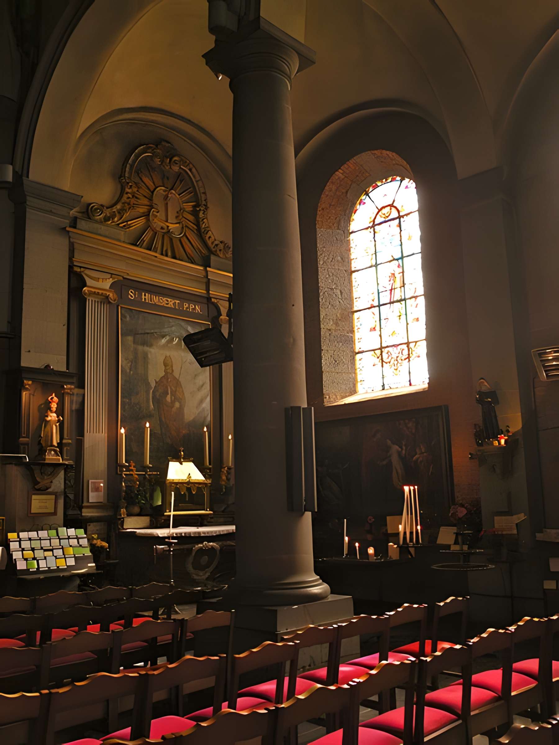 Église Saint-Humbert de Maroilles
