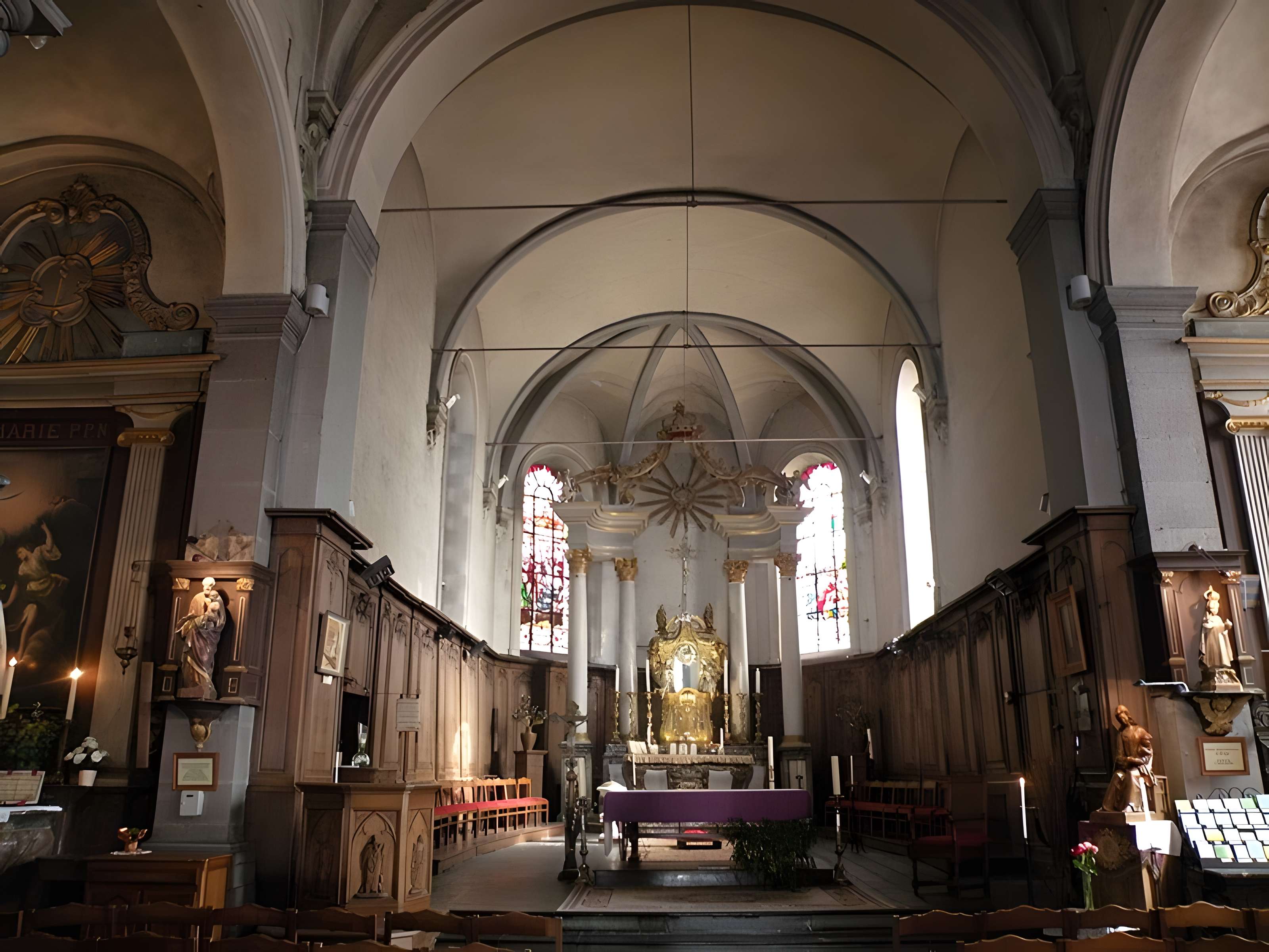 Église Saint-Humbert de Maroilles