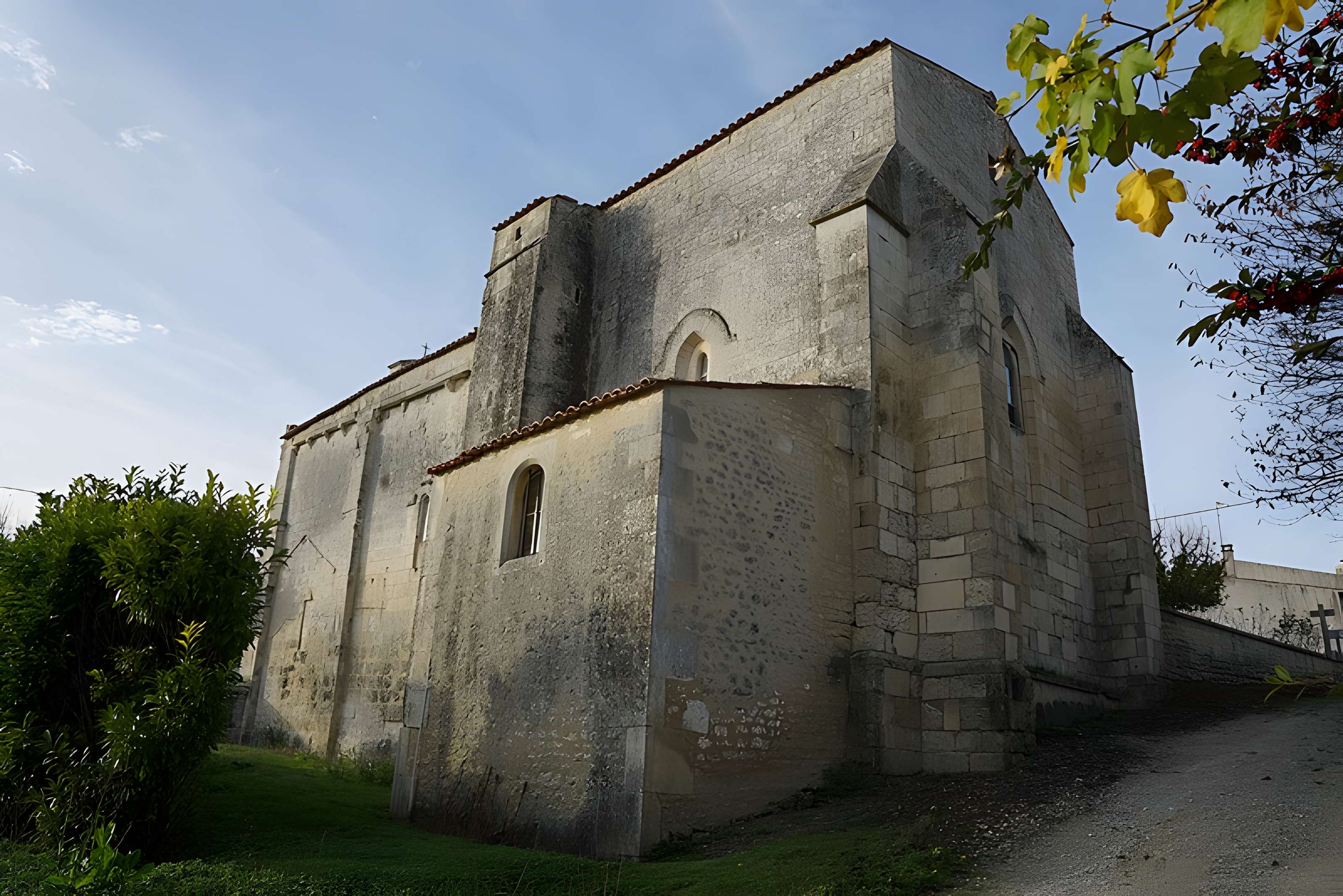 Église Saint-Jacques de Belluire