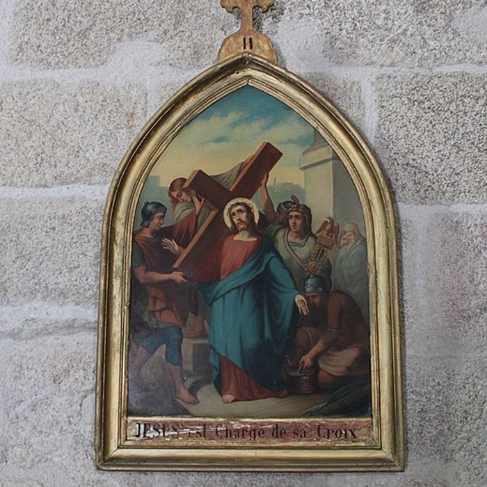 Photo de Église Saint-Jacques de Chaumeil et croix