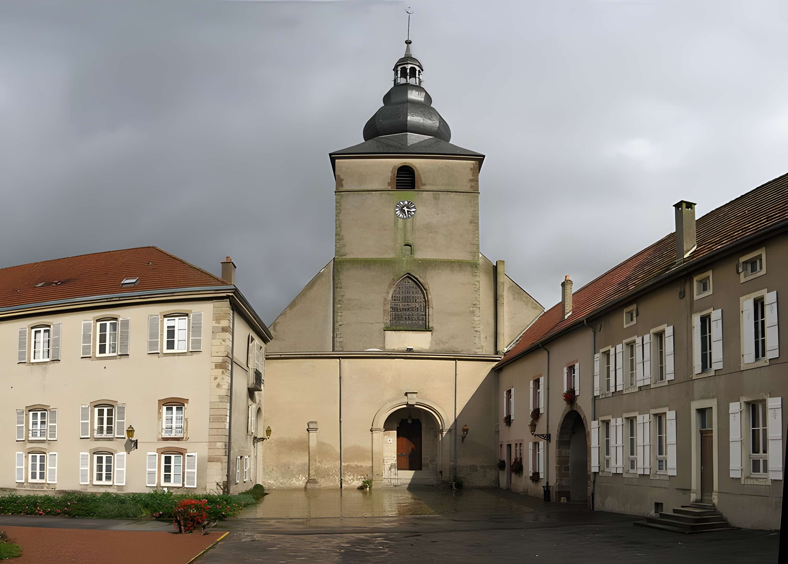 Abbaye Sainte-Croix de Bouzonville