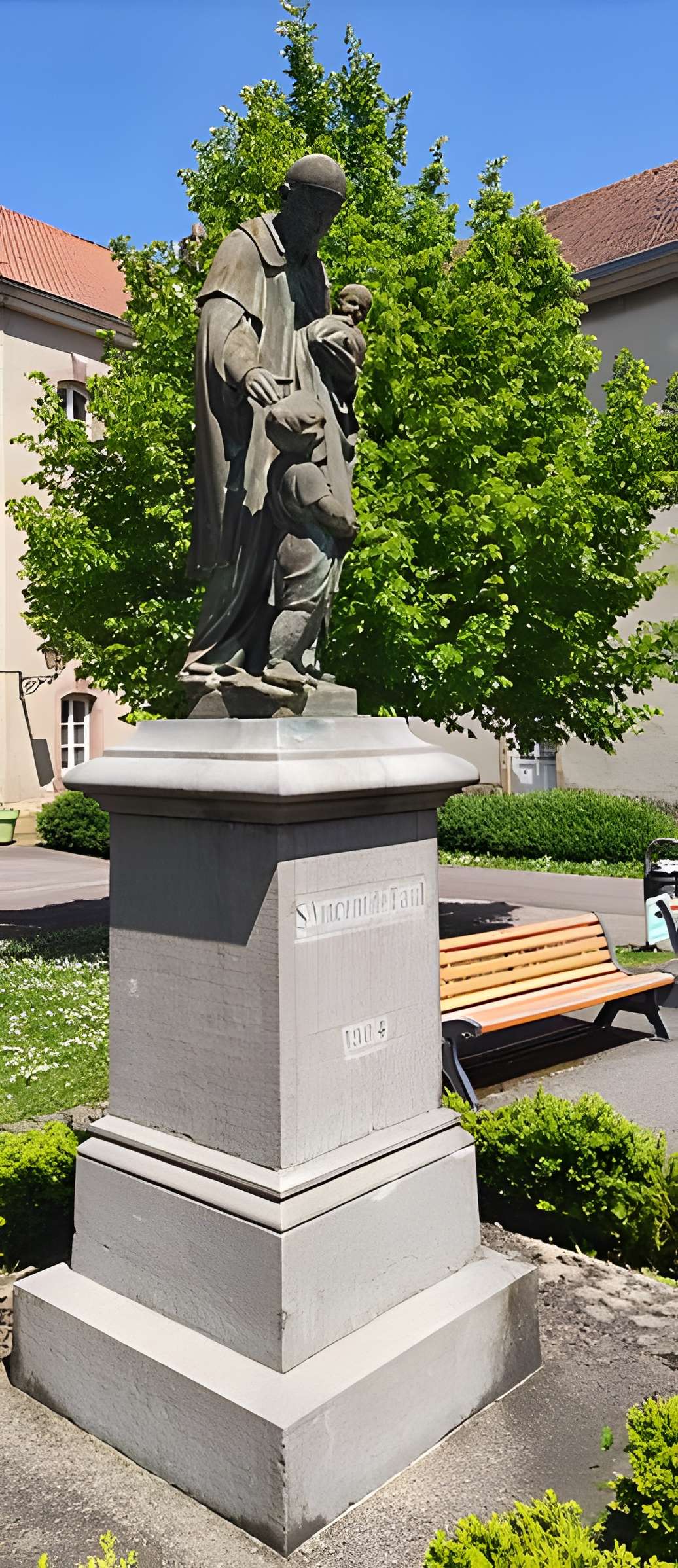 Abbaye Sainte-Croix de Bouzonville