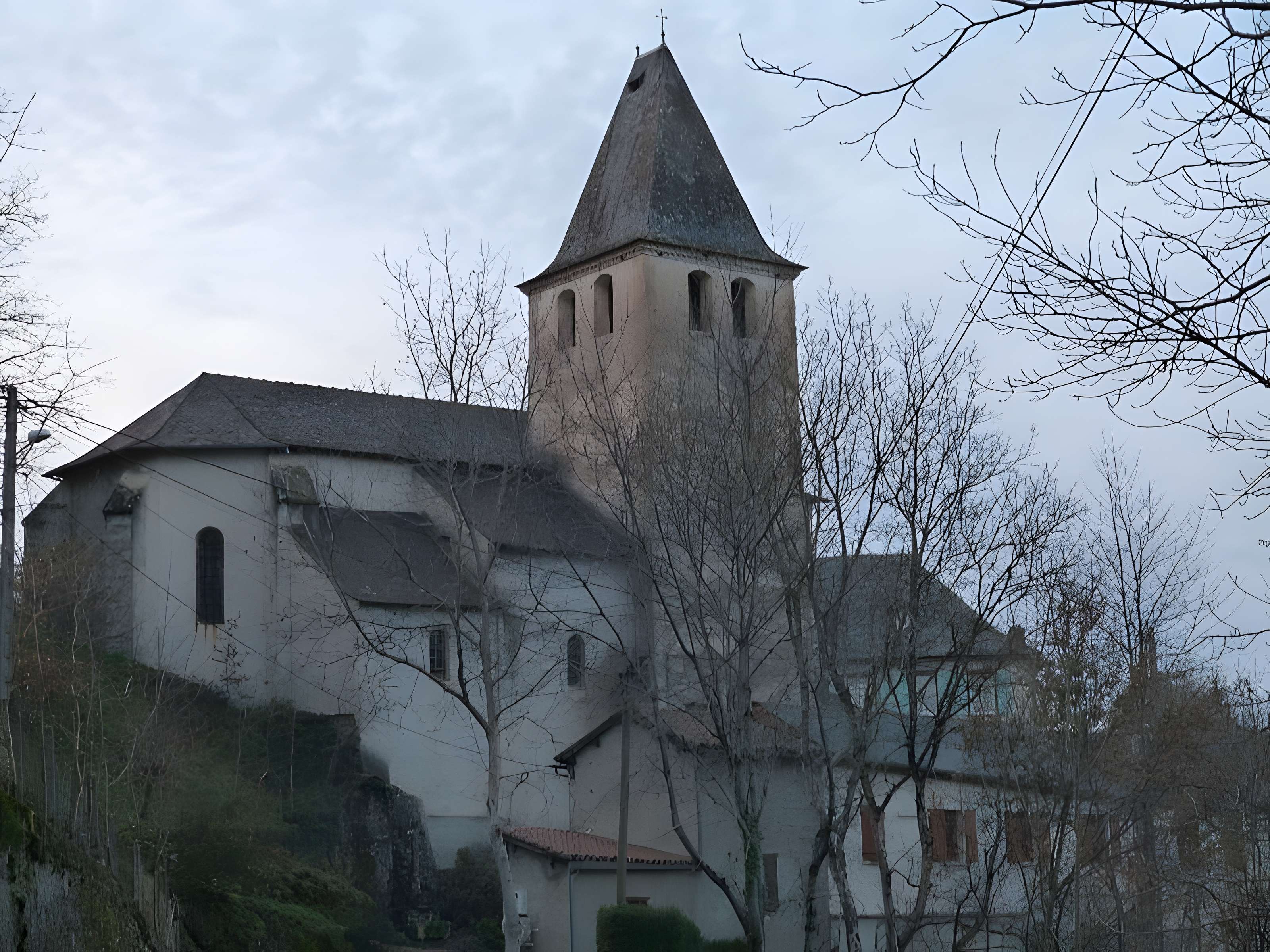 Église Saint-Jacques de Montirat 