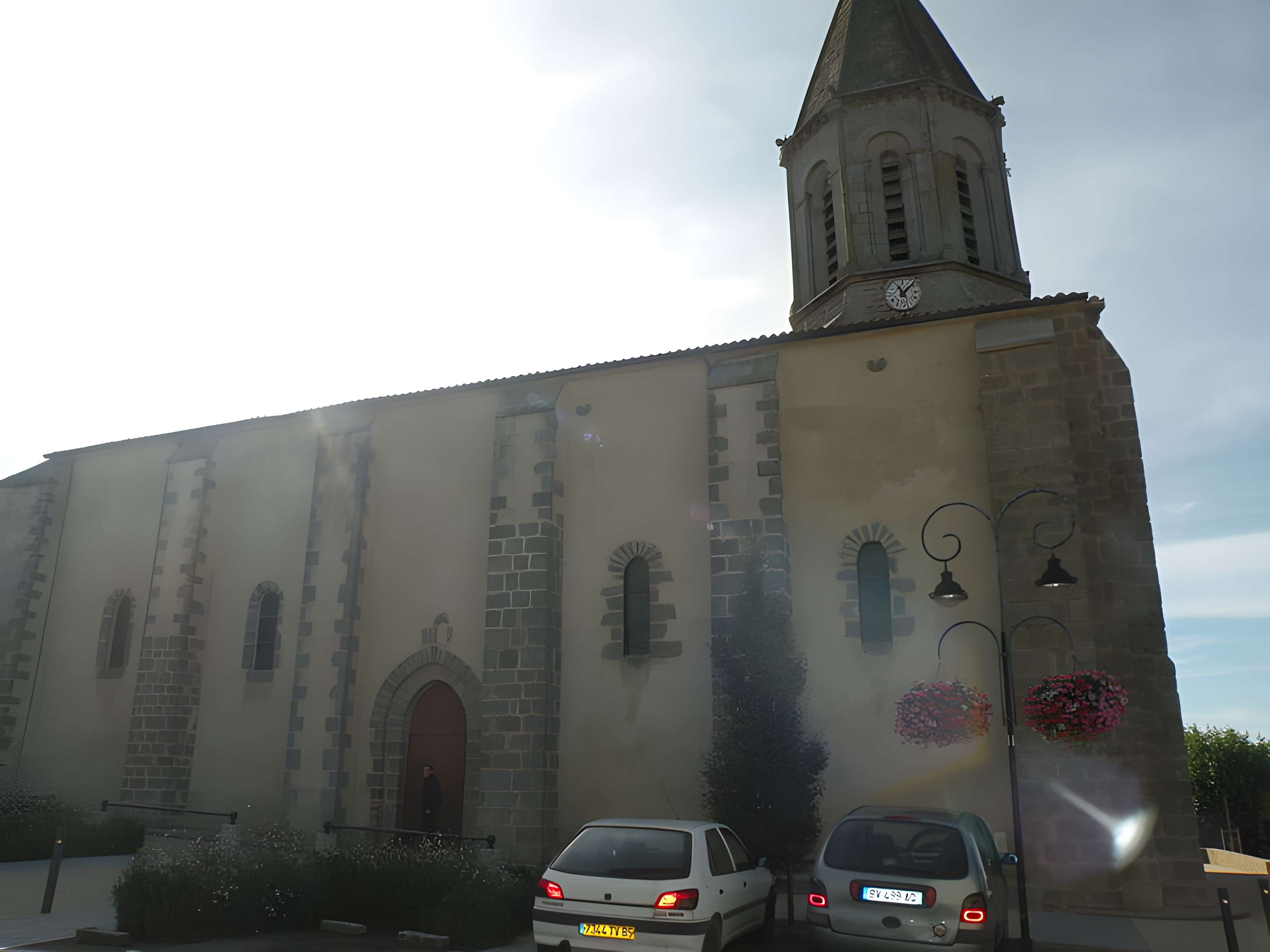 Église Saint-Jacques de Moutiers-les-Mauxfaits