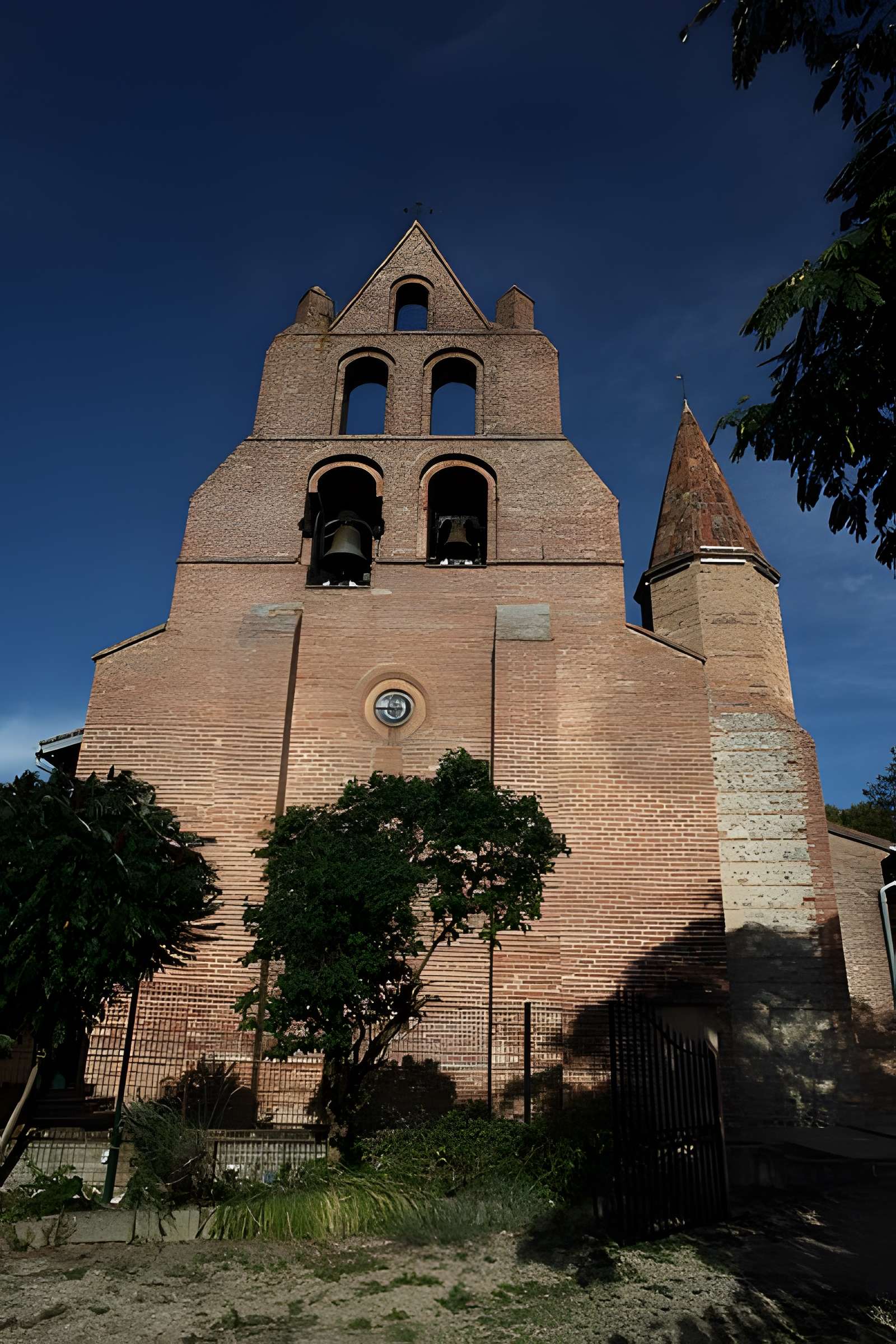 Église Saint-Jacques de Pechbonnieu