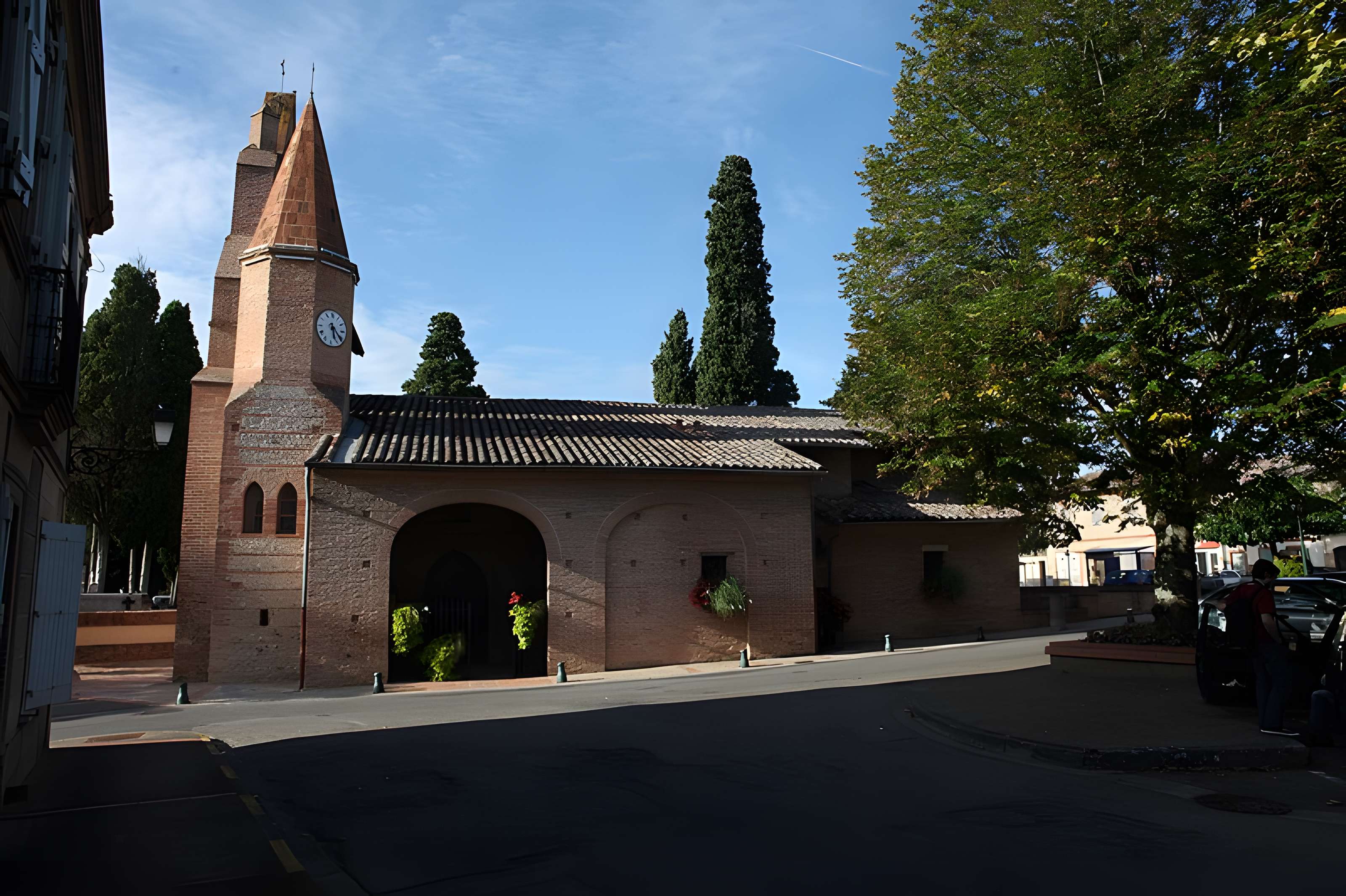 Église Saint-Jacques de Pechbonnieu