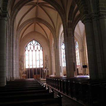 Église Saint-Jacques de Pouzauges