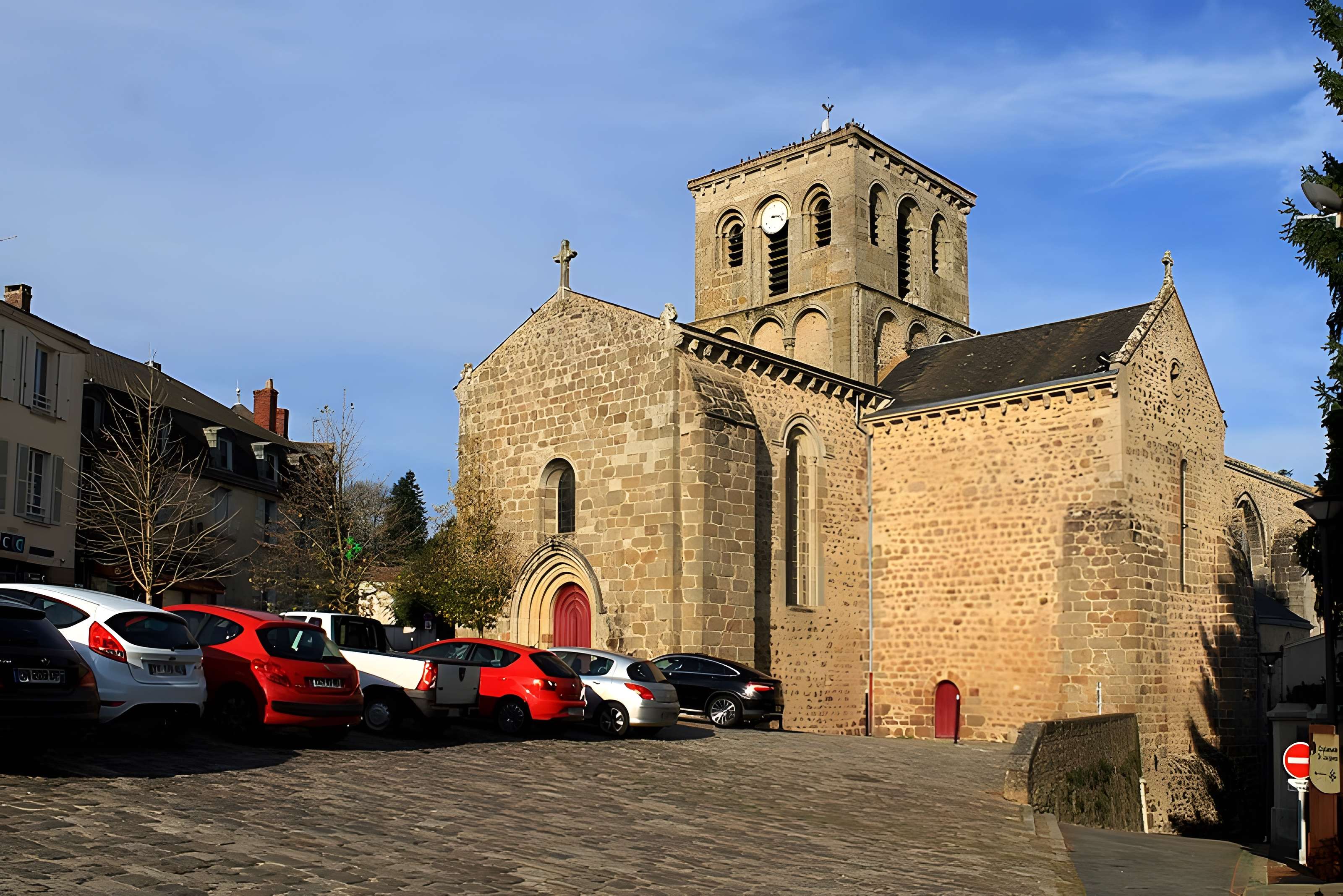 Église Saint-Jacques de Pouzauges