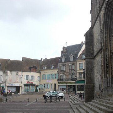Église Saint-Jacques dIlliers-Combray