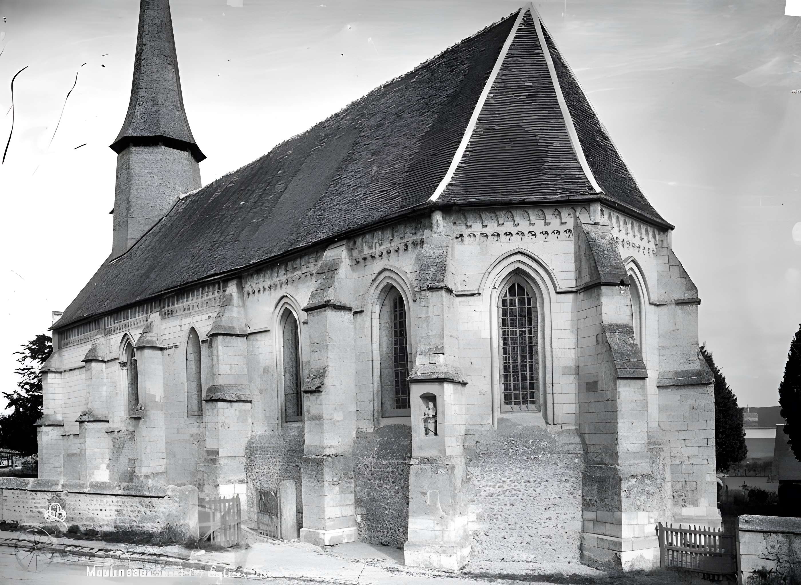 Église Saint-Jacques-le-Majeur de Moulineaux