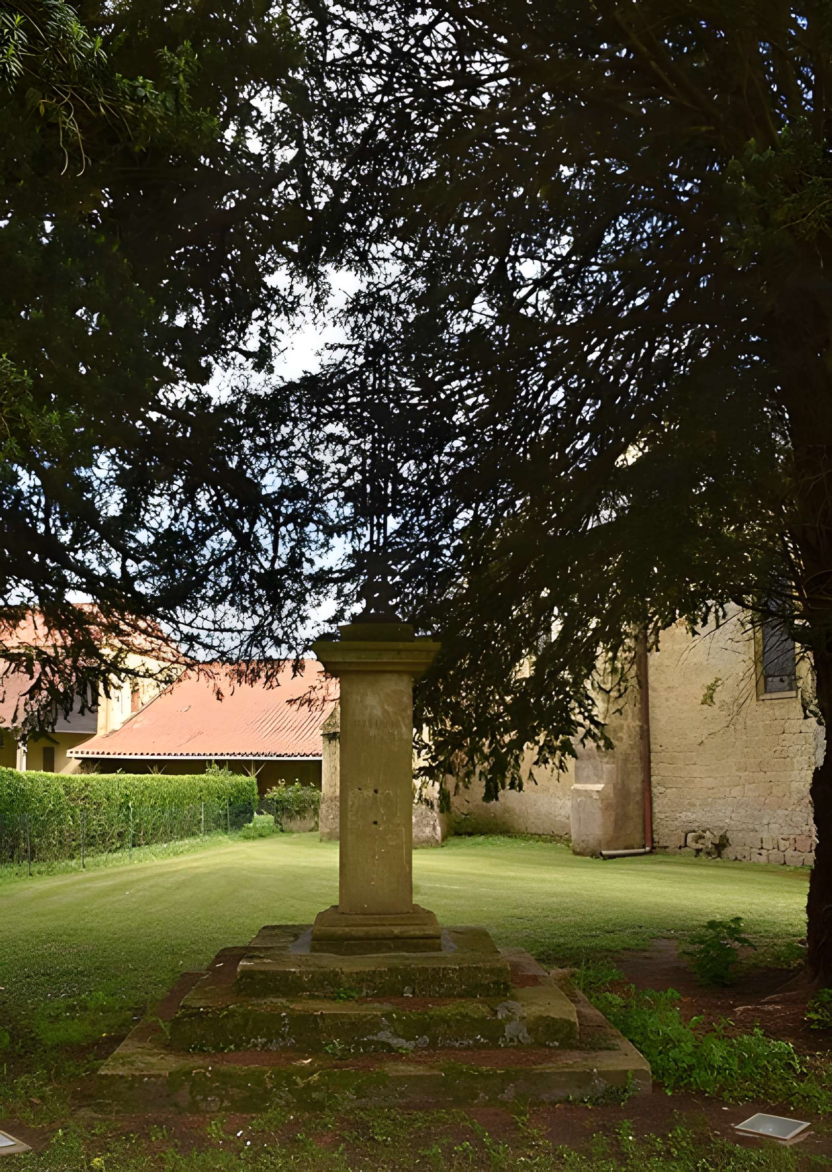 Église Saint-Jacques-le-Majeur de Tillac