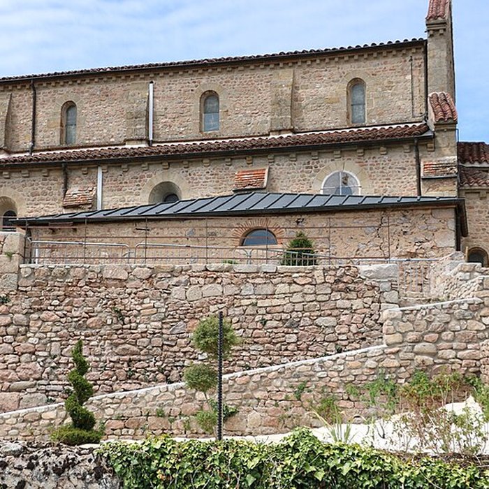 Photo de Église Saint-Jacques-le-Majeur dIssy-lEvêque