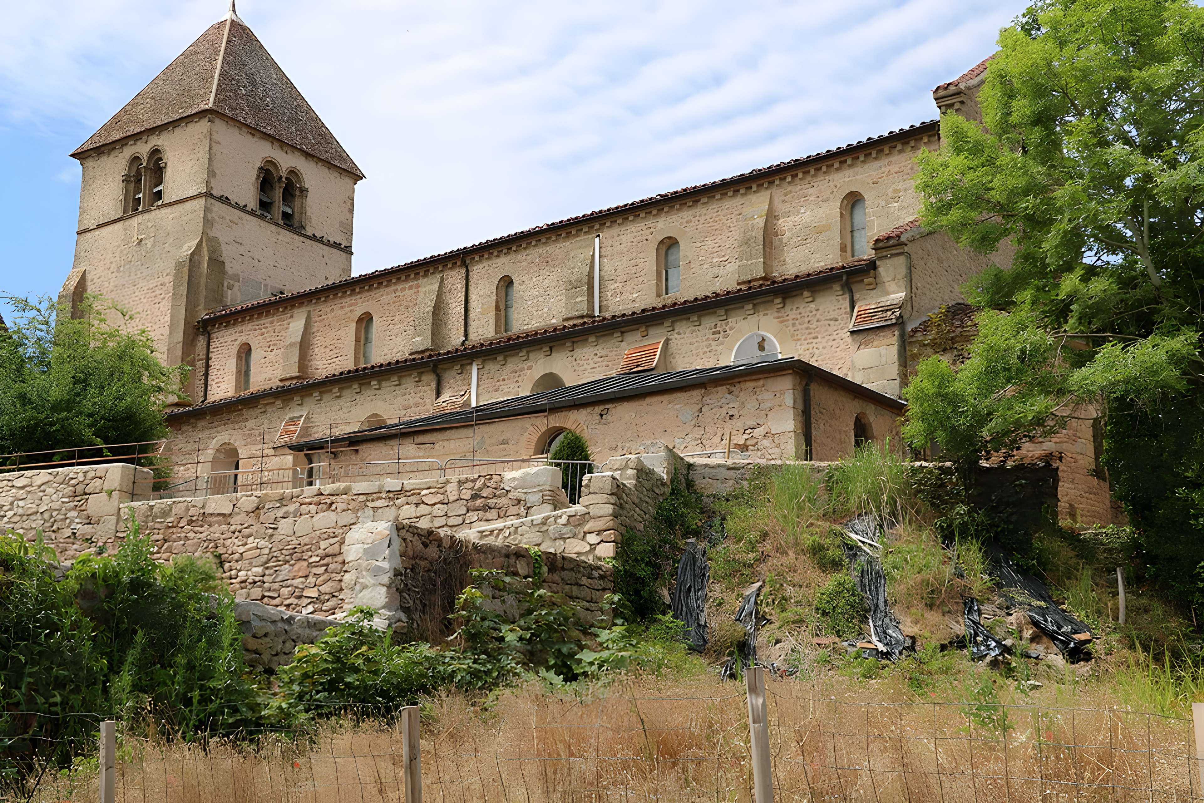 Église Saint-Jacques-le-Majeur d'Issy-l'Evêque