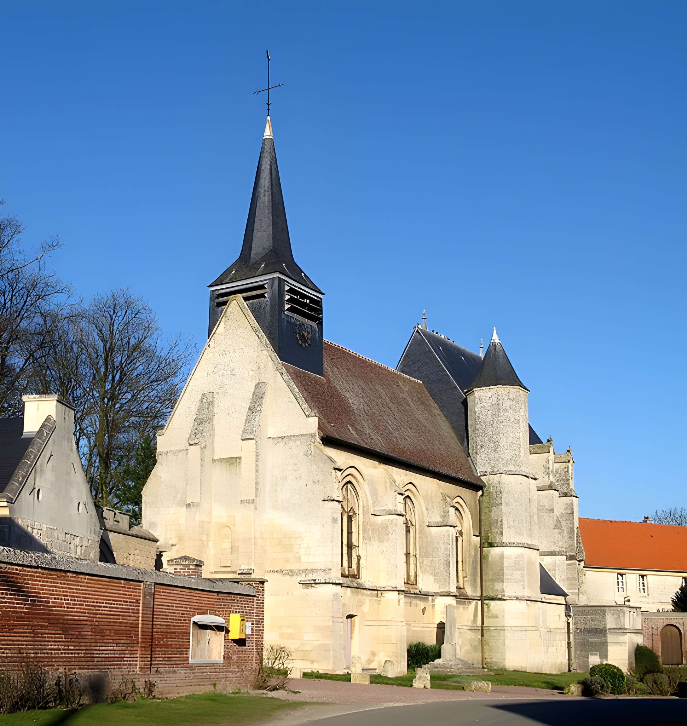 Église Saint-Jacques-le-Majeur-et-Saint-Jean-Baptiste de Folleville