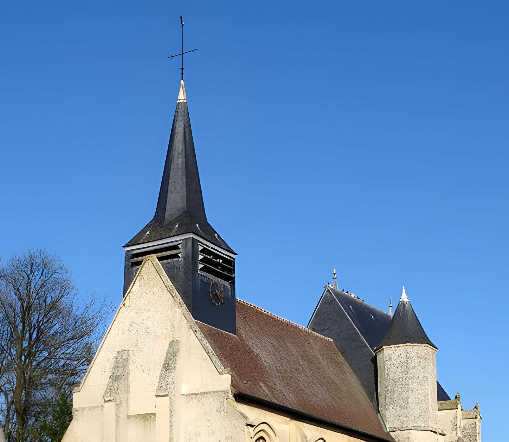 Église Saint-Jacques-le-Majeur-et-Saint-Jean-Baptiste de Folleville