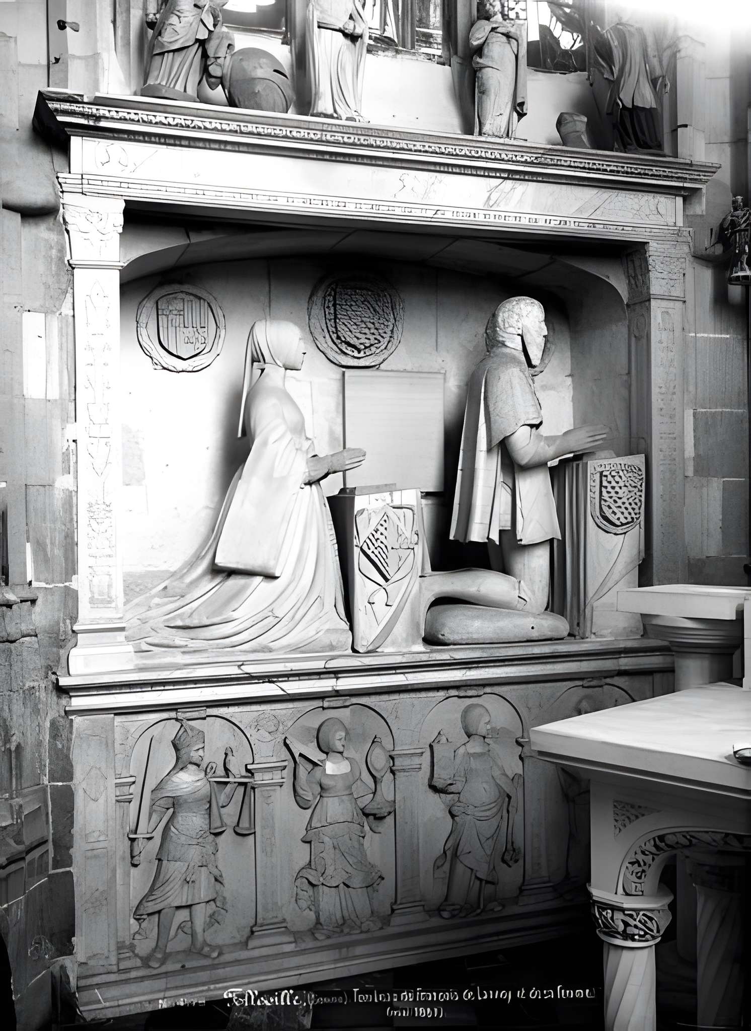 Église Saint-Jacques-le-Majeur-et-Saint-Jean-Baptiste de Folleville