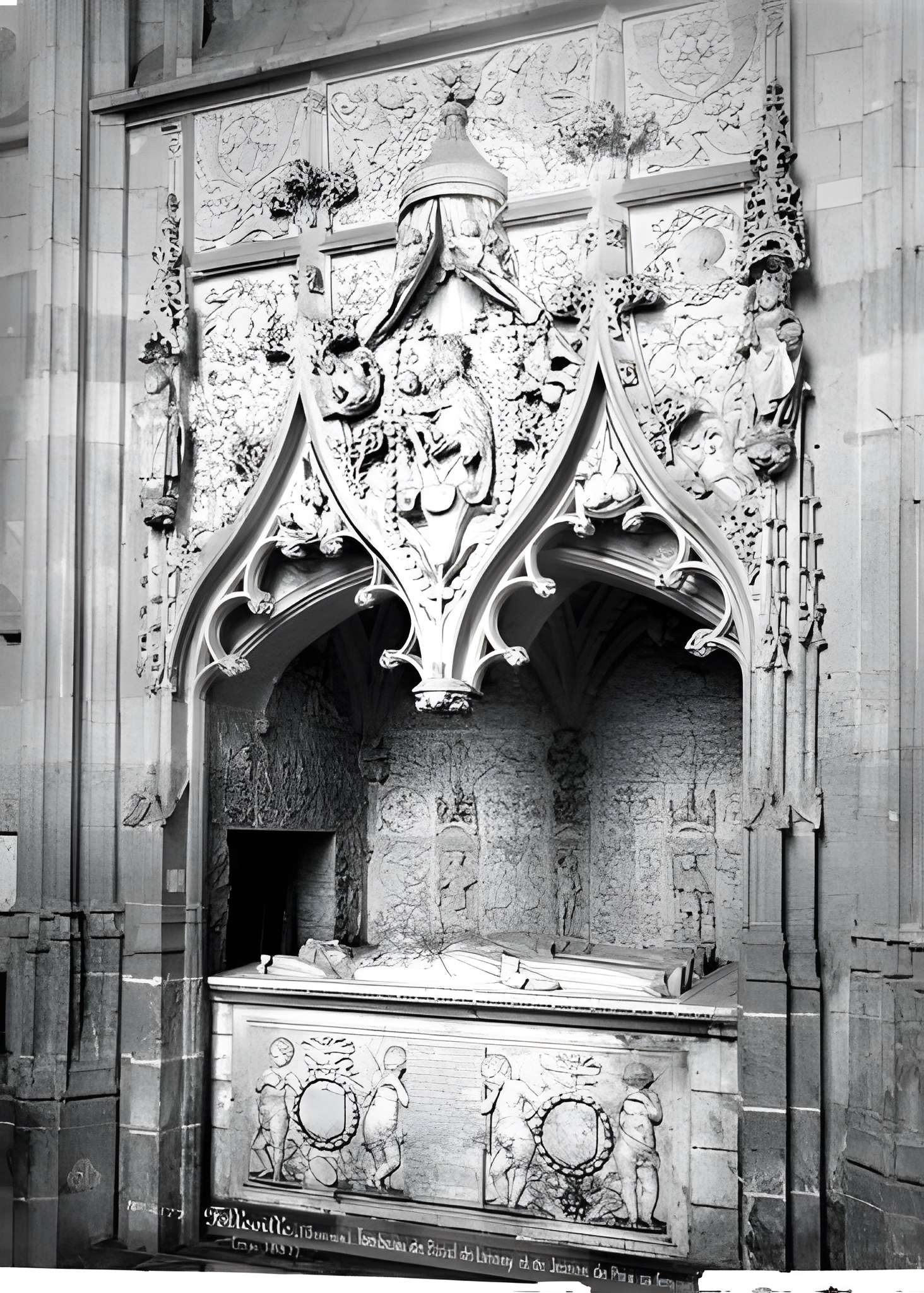 Église Saint-Jacques-le-Majeur-et-Saint-Jean-Baptiste de Folleville