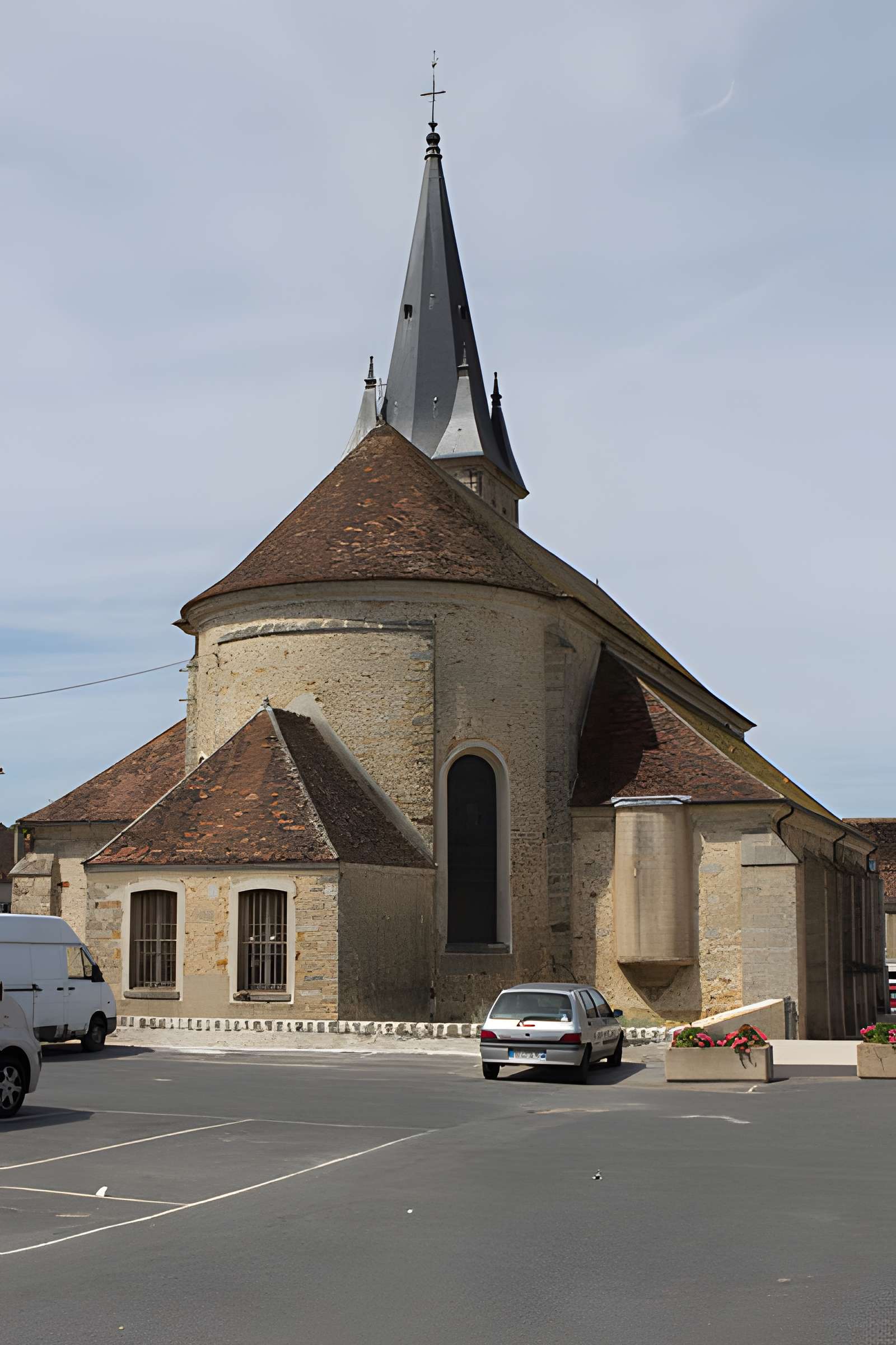 Église Saint-Jacques-le-Mineur de Guignes