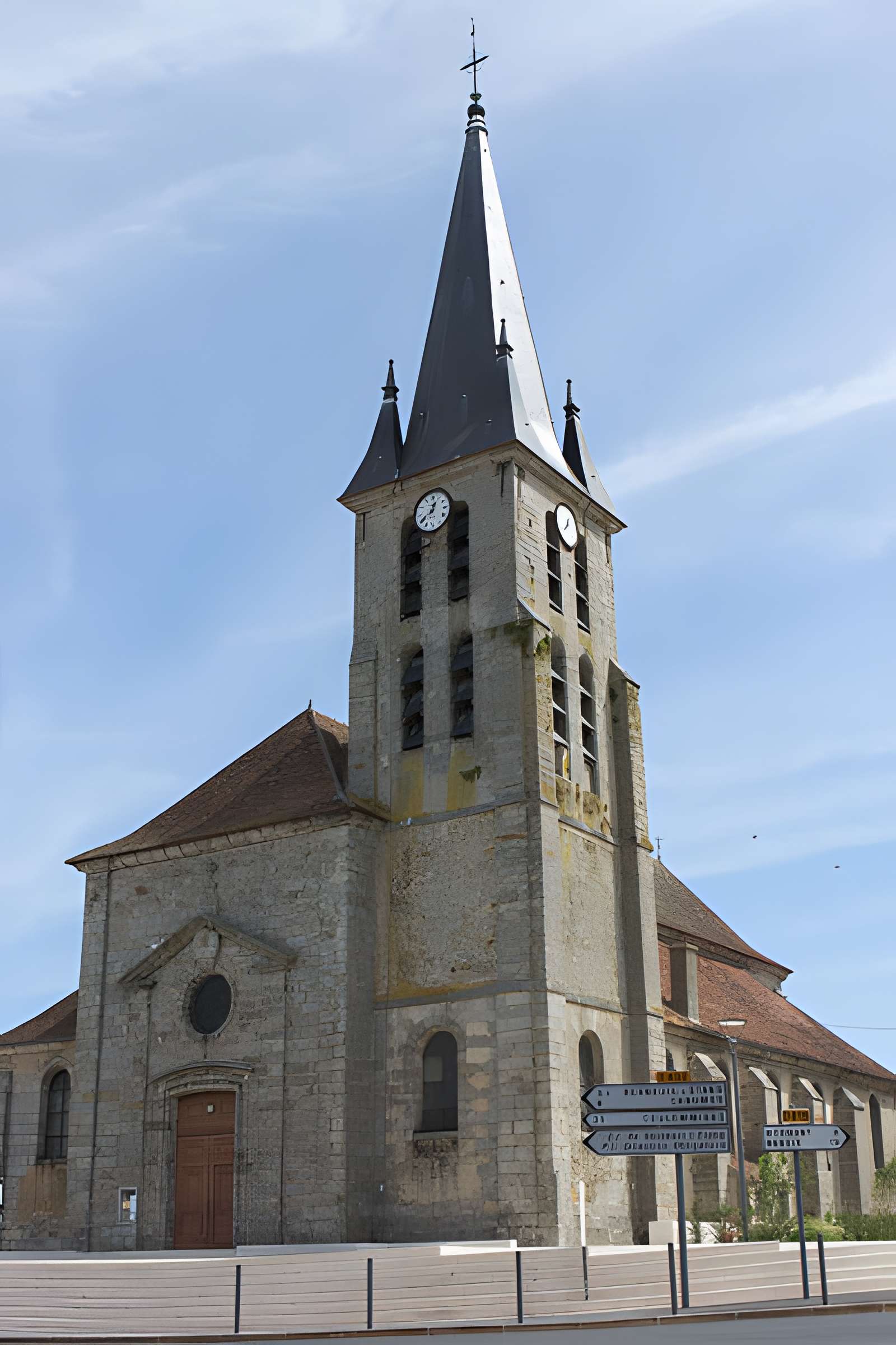 Église Saint-Jacques-le-Mineur de Guignes