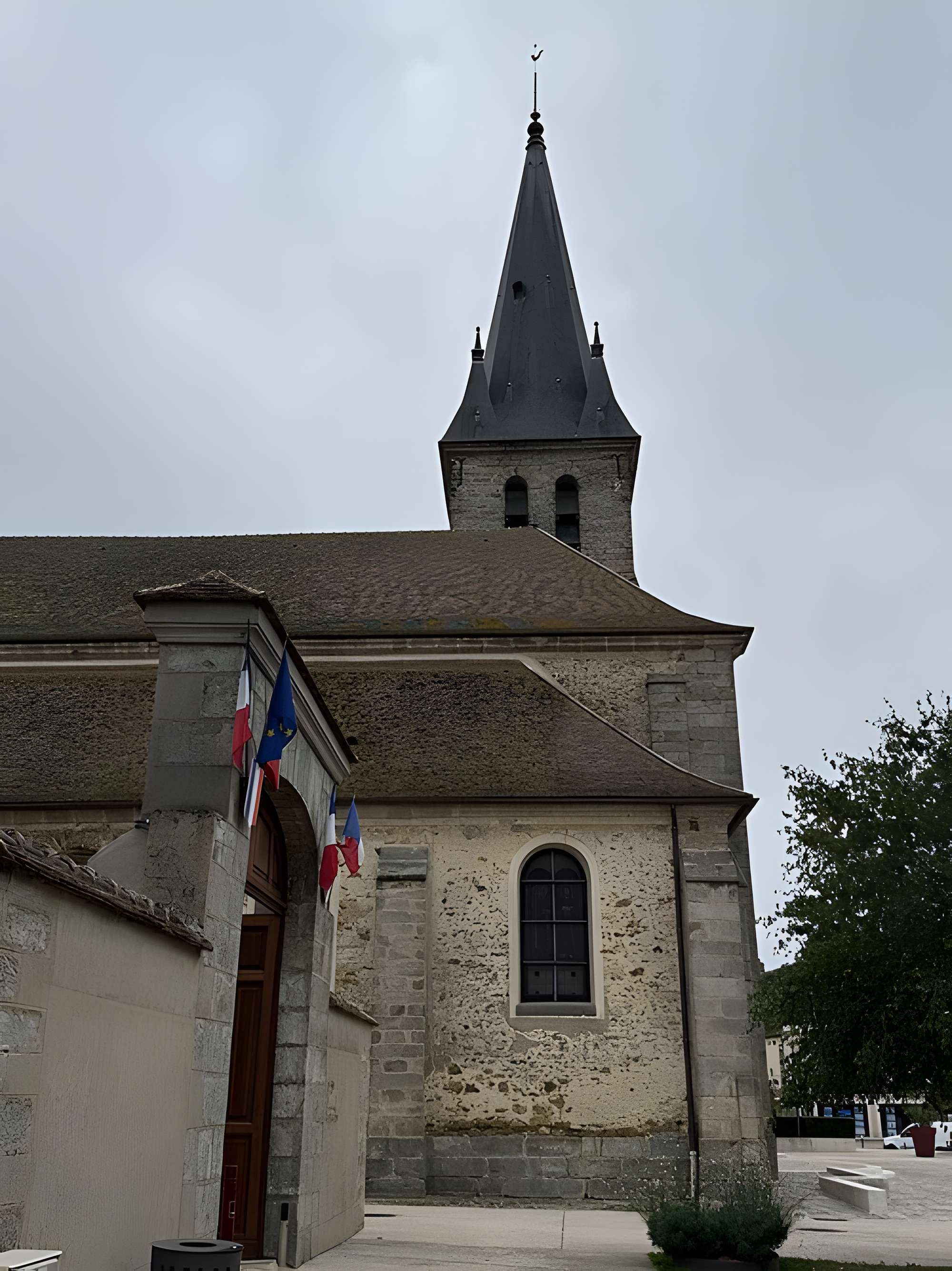 Église Saint-Jacques-le-Mineur de Guignes