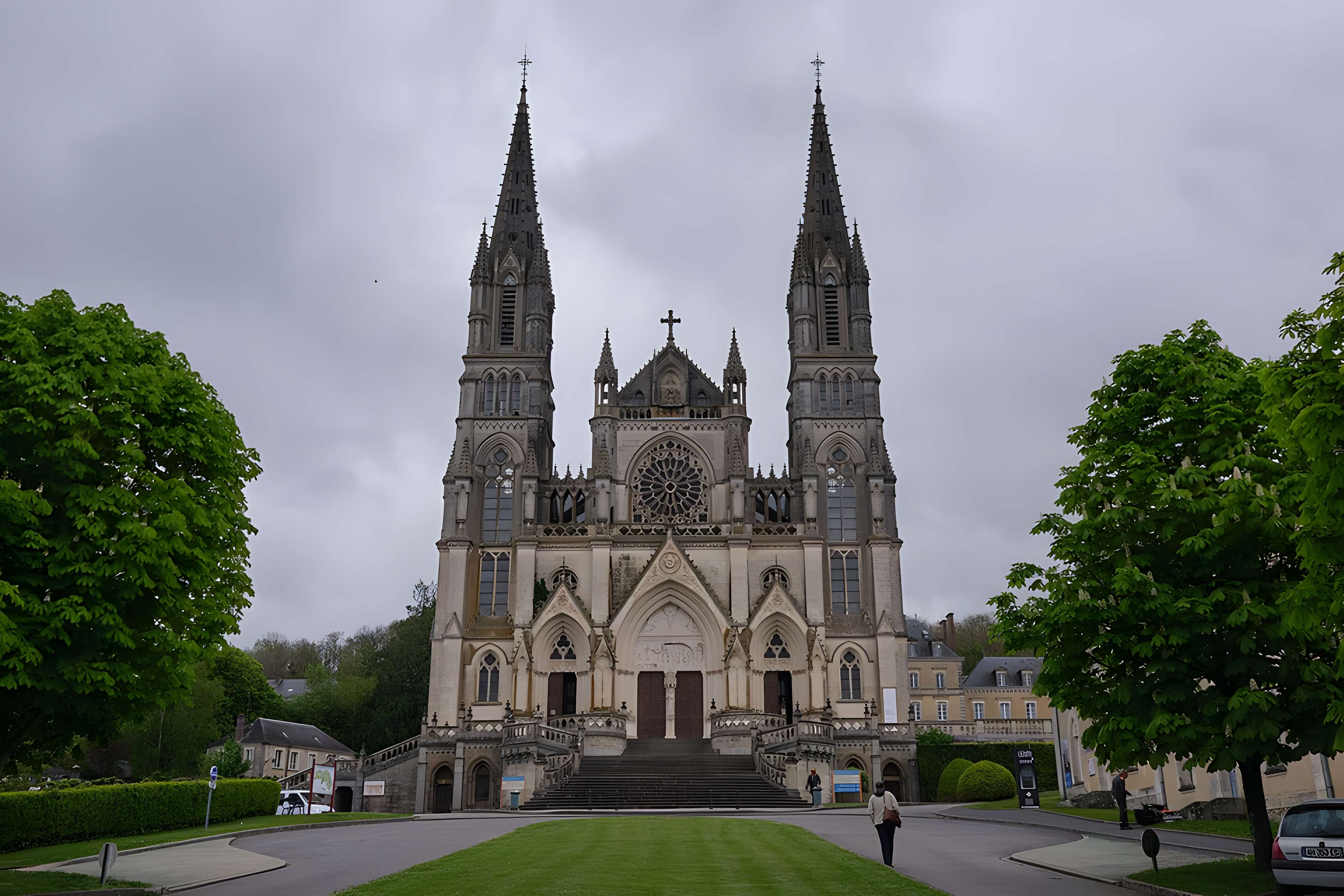 Basilique Notre-Dame de Montligeon