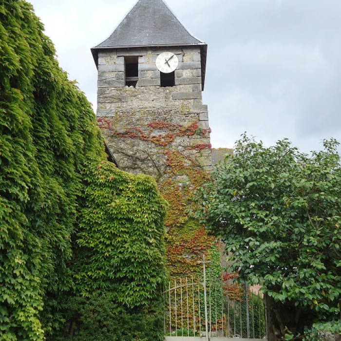 Photo de Église Saint-Jean de Courcelles-la-Forêt