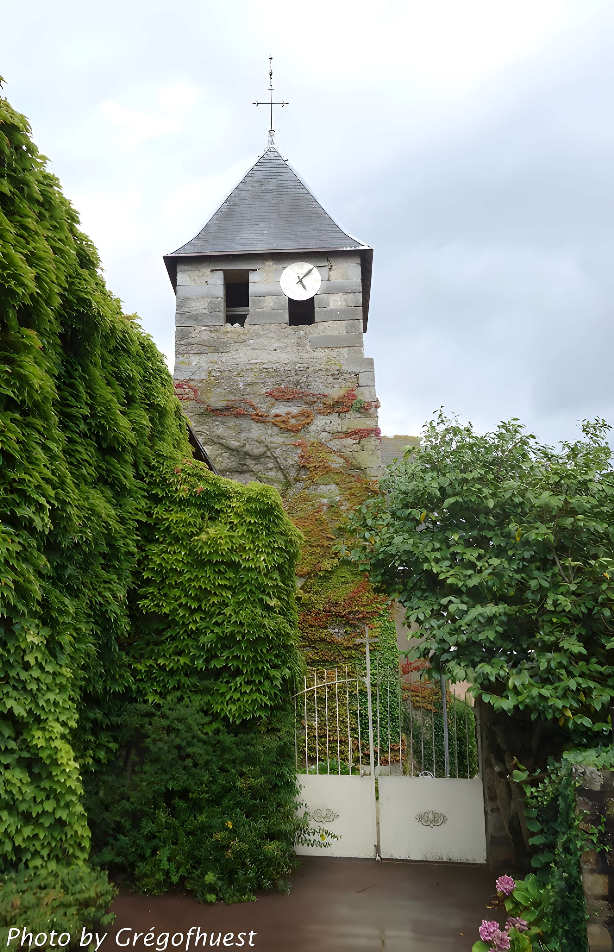 Église Saint-Jean de Courcelles-la-Forêt 