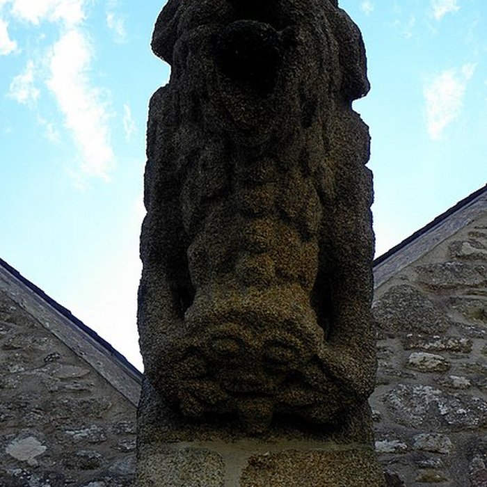 Photo de Église Saint-Jean de La Selle-en-Luitré