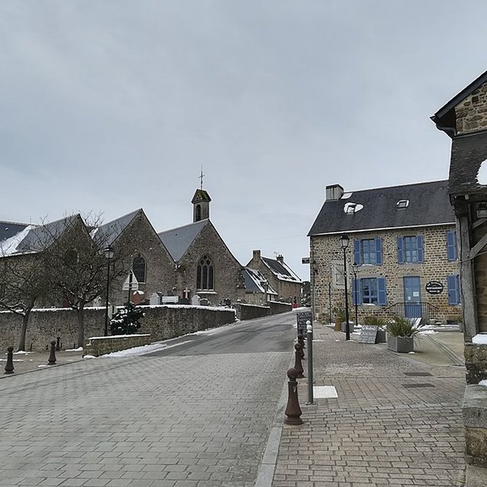 Photo de Église Saint-Jean de La Selle-en-Luitré