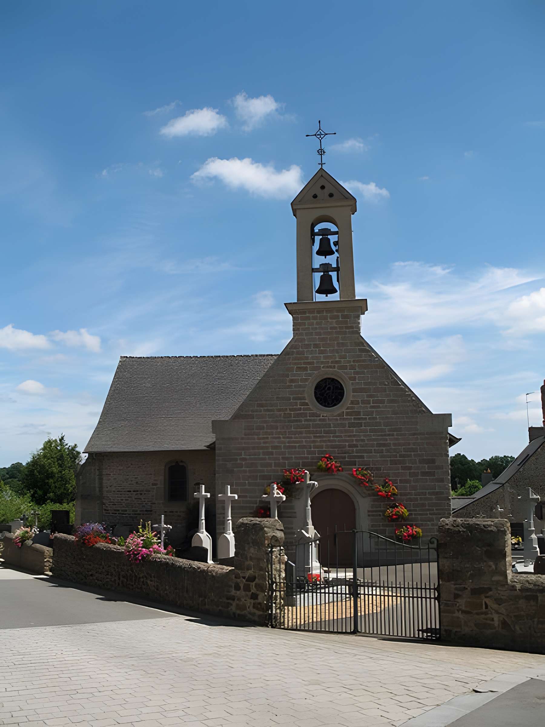 Église Saint-Jean de La Selle-en-Luitré 