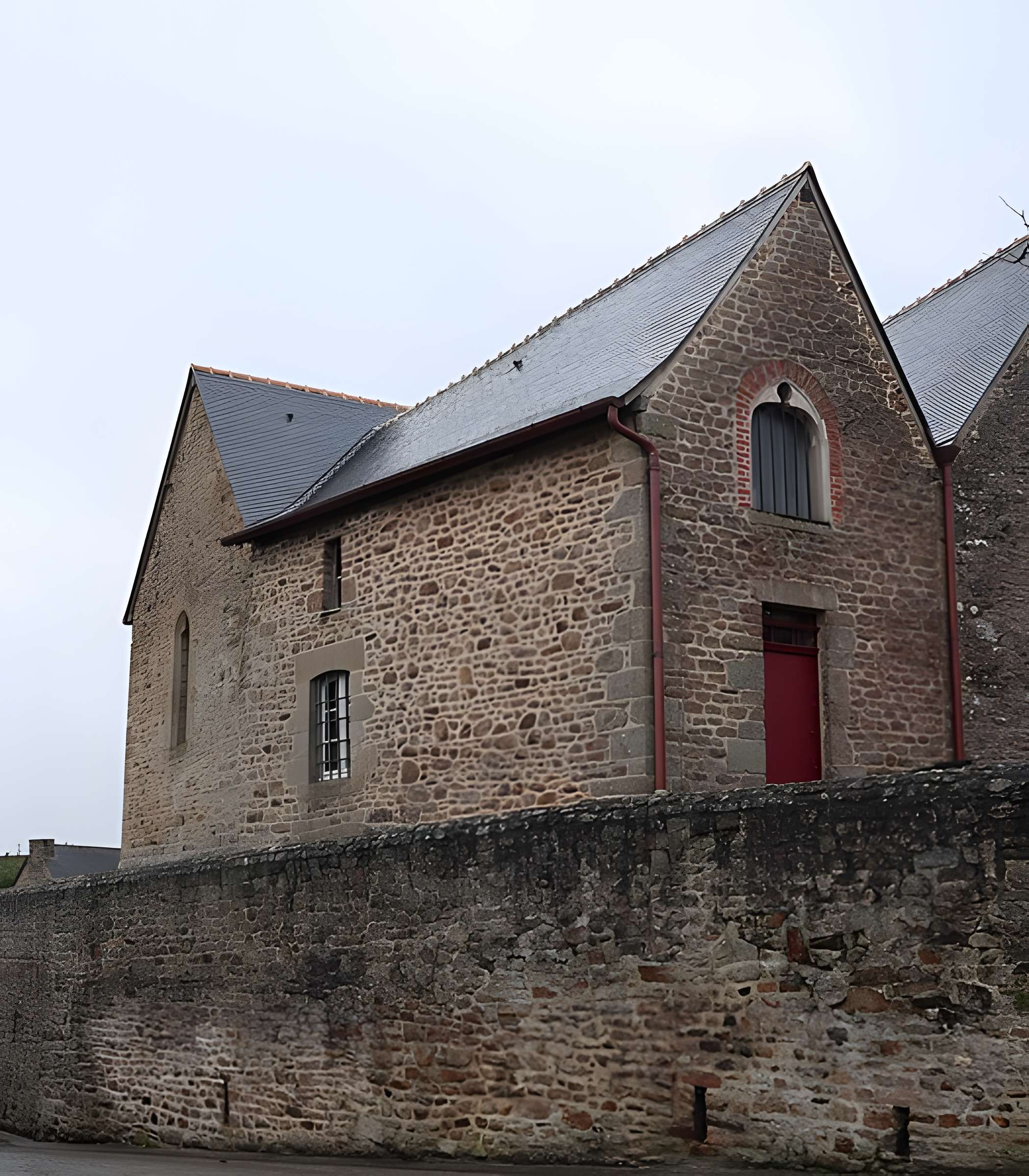 Église Saint-Jean de La Selle-en-Luitré