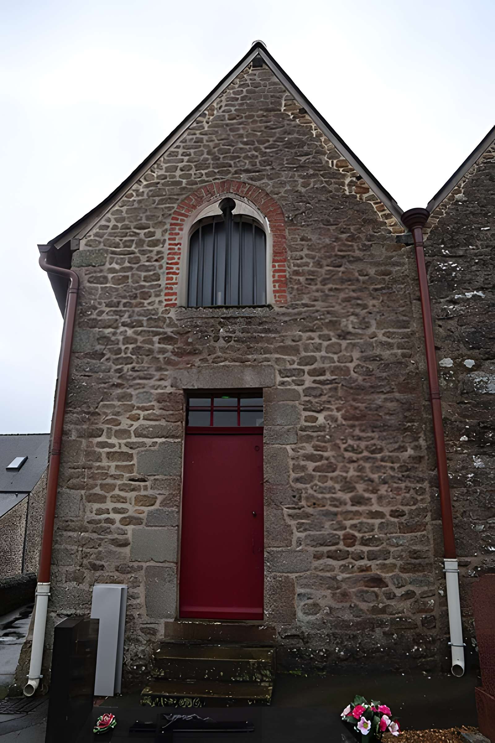 Église Saint-Jean de La Selle-en-Luitré