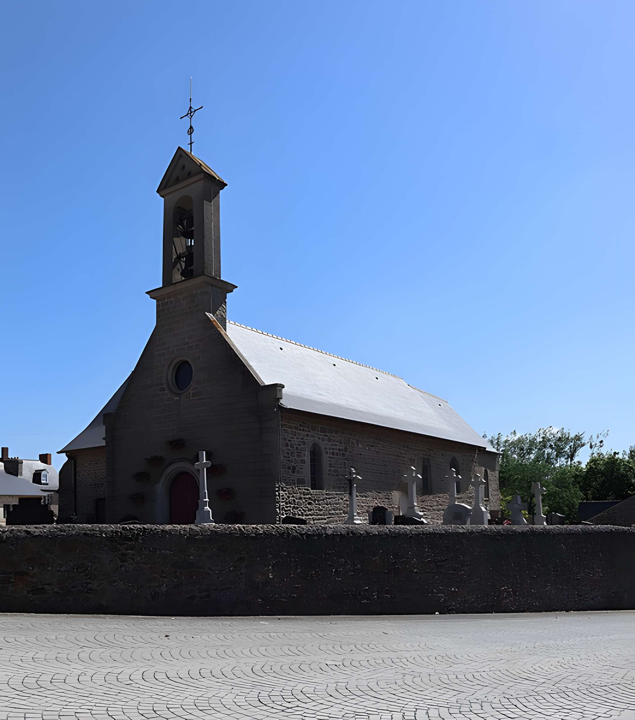Église Saint-Jean de La Selle-en-Luitré