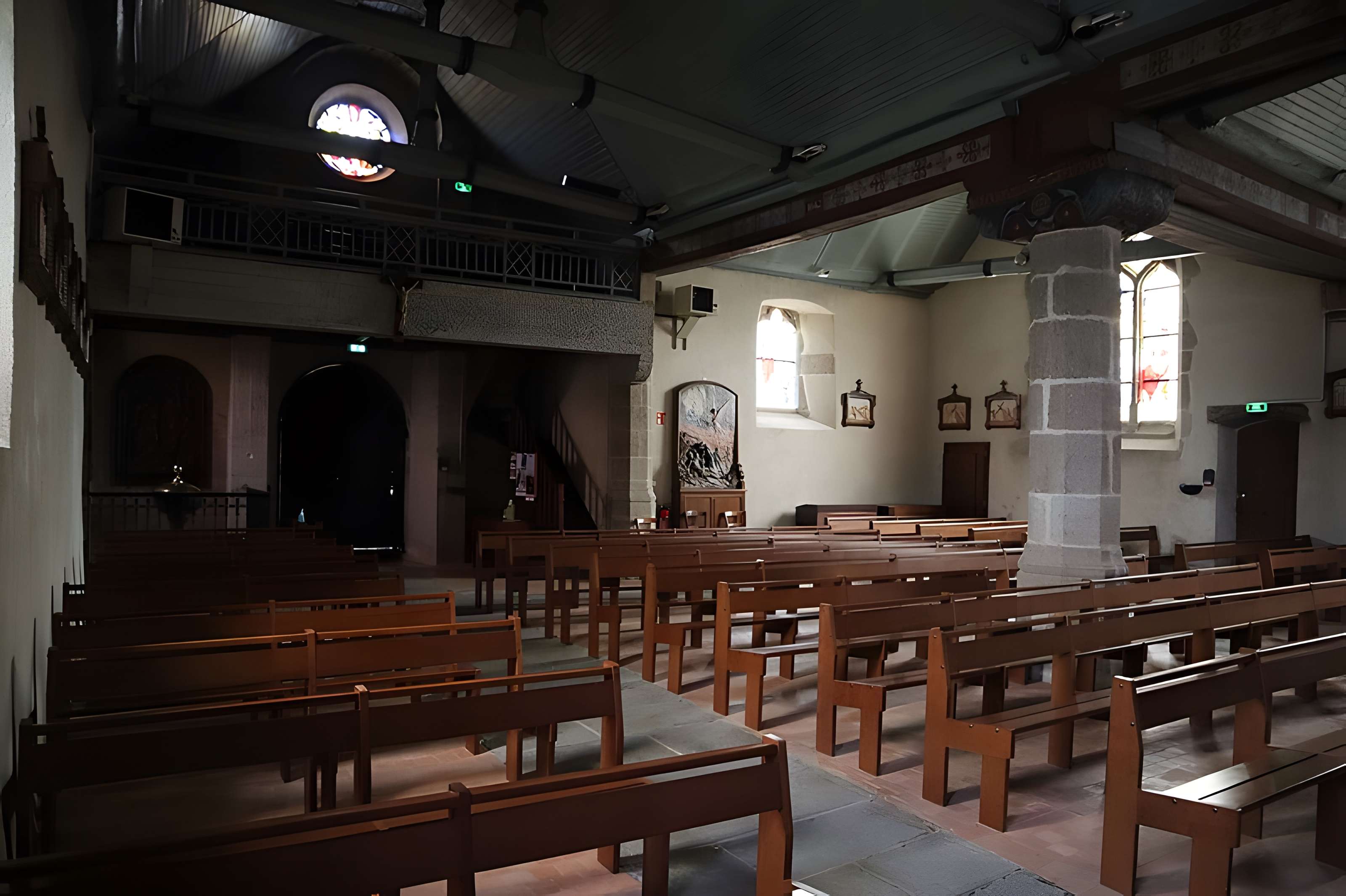 Église Saint-Jean de La Selle-en-Luitré