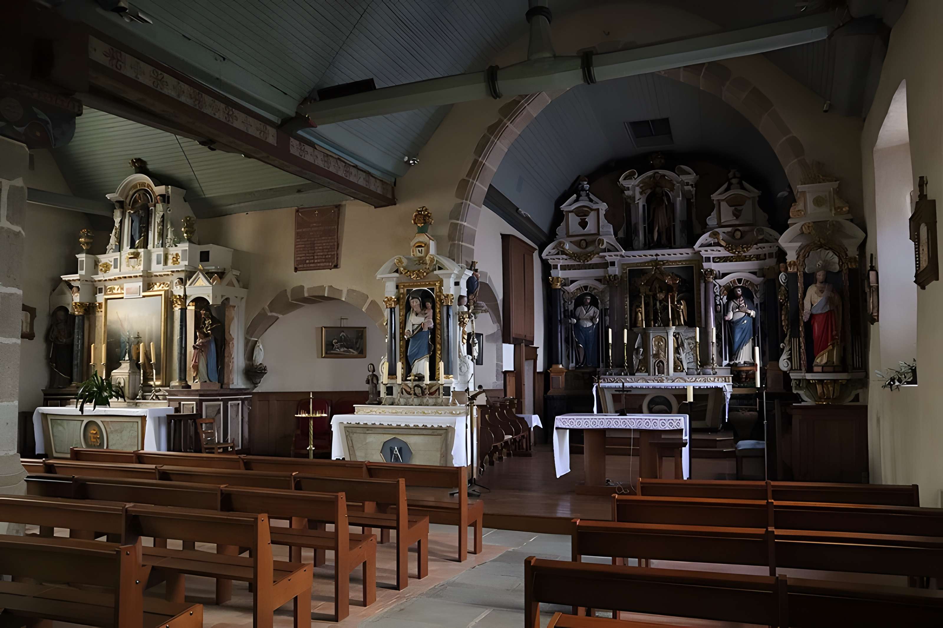 Église Saint-Jean de La Selle-en-Luitré
