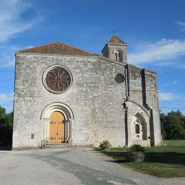 Abbaye Saint-Étienne de Baignes-Sainte-Radegonde