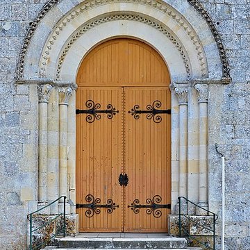 Abbaye Saint-Étienne de Baignes-Sainte-Radegonde