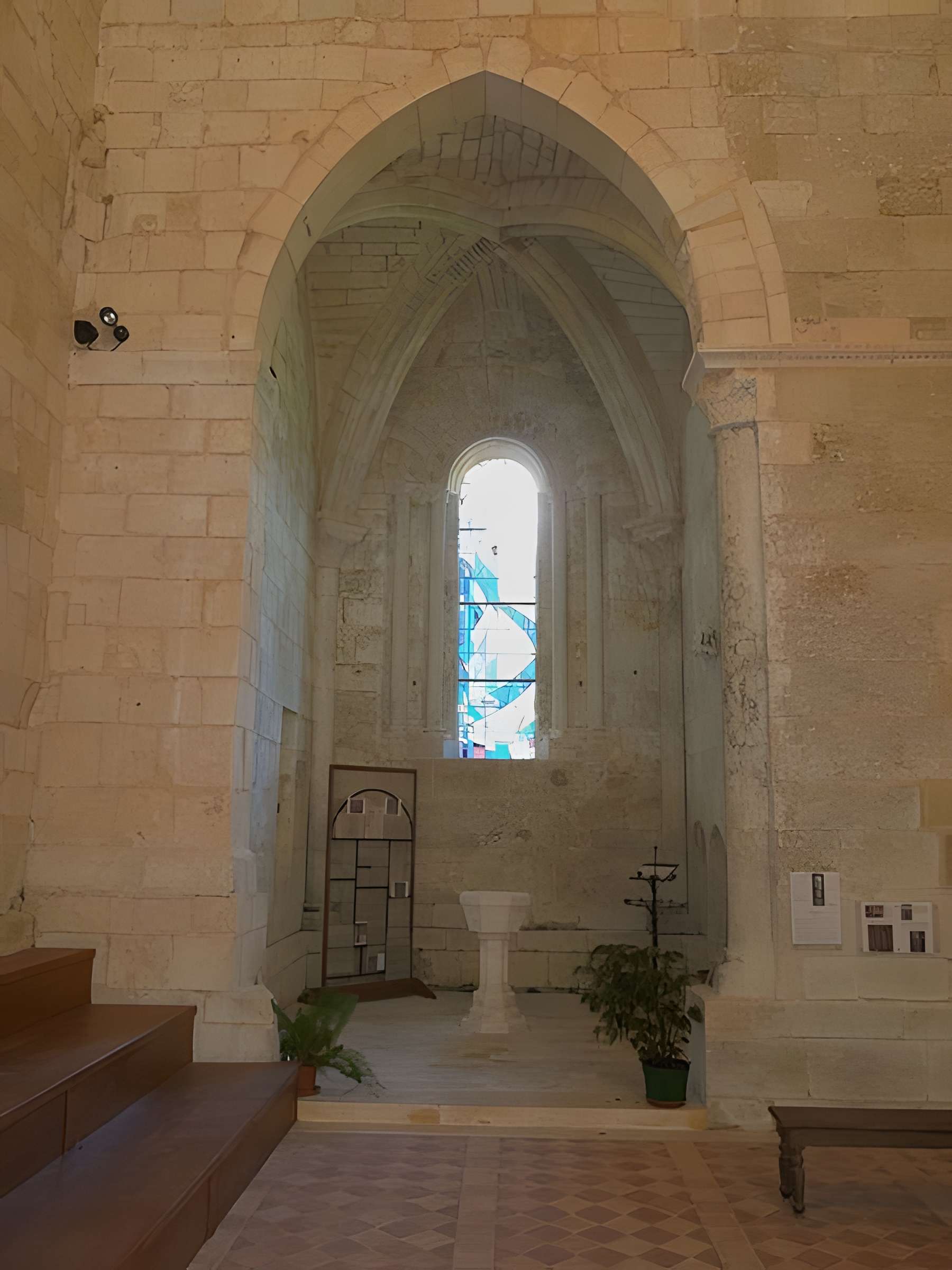 Abbaye Saint-Étienne de Baignes-Sainte-Radegonde