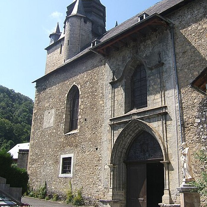 Photo de Eglise paroissiale et restes du cloître
