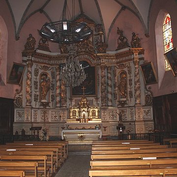 Eglise paroissiale et restes du cloître