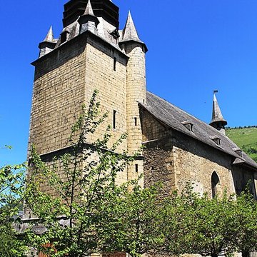 Eglise paroissiale et restes du cloître