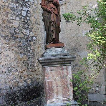 Eglise paroissiale et restes du cloître